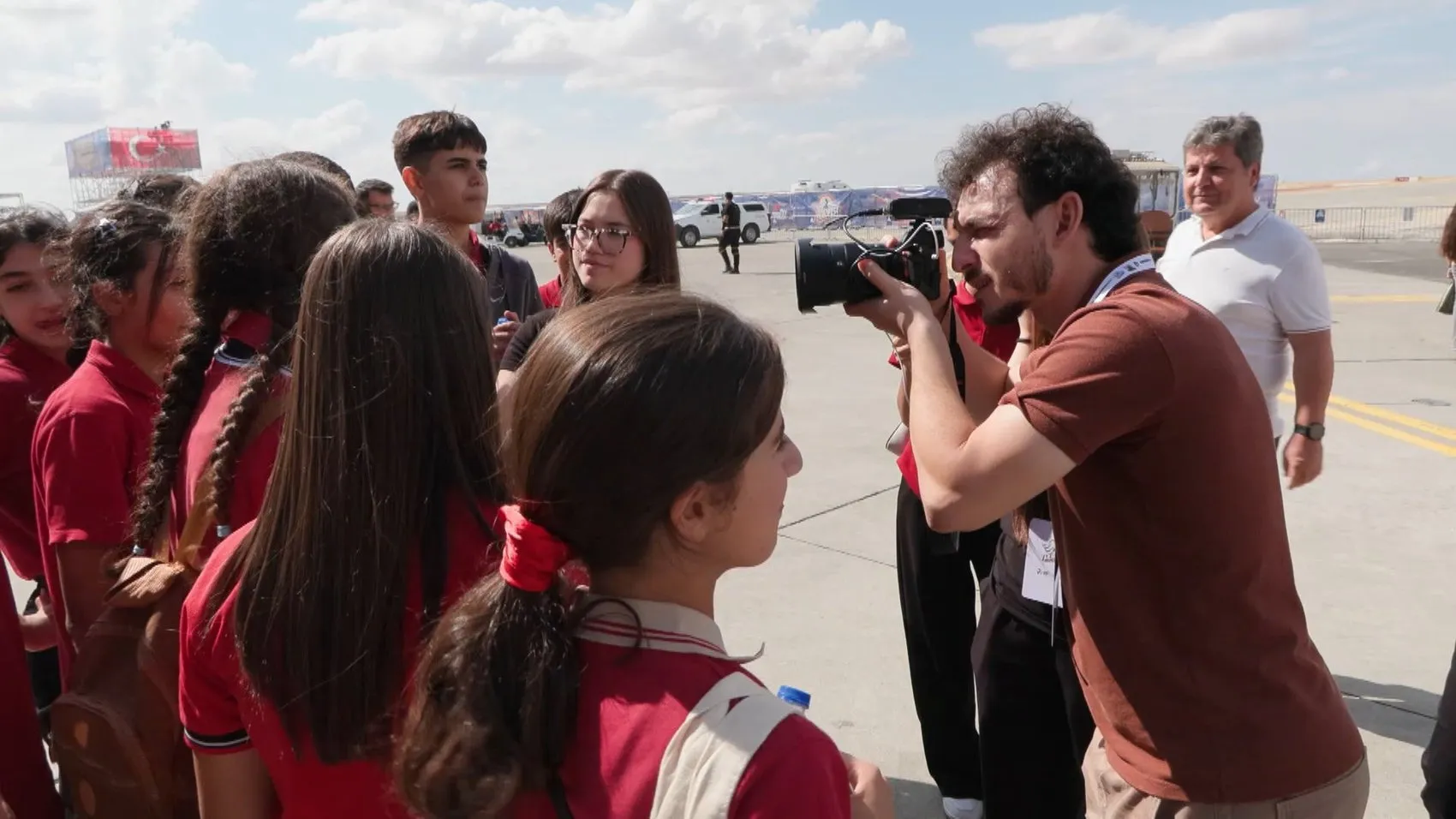 Genç muhabirler TEKNOFEST Şanlıurfa heyecanını sahada haberleştiriyor
