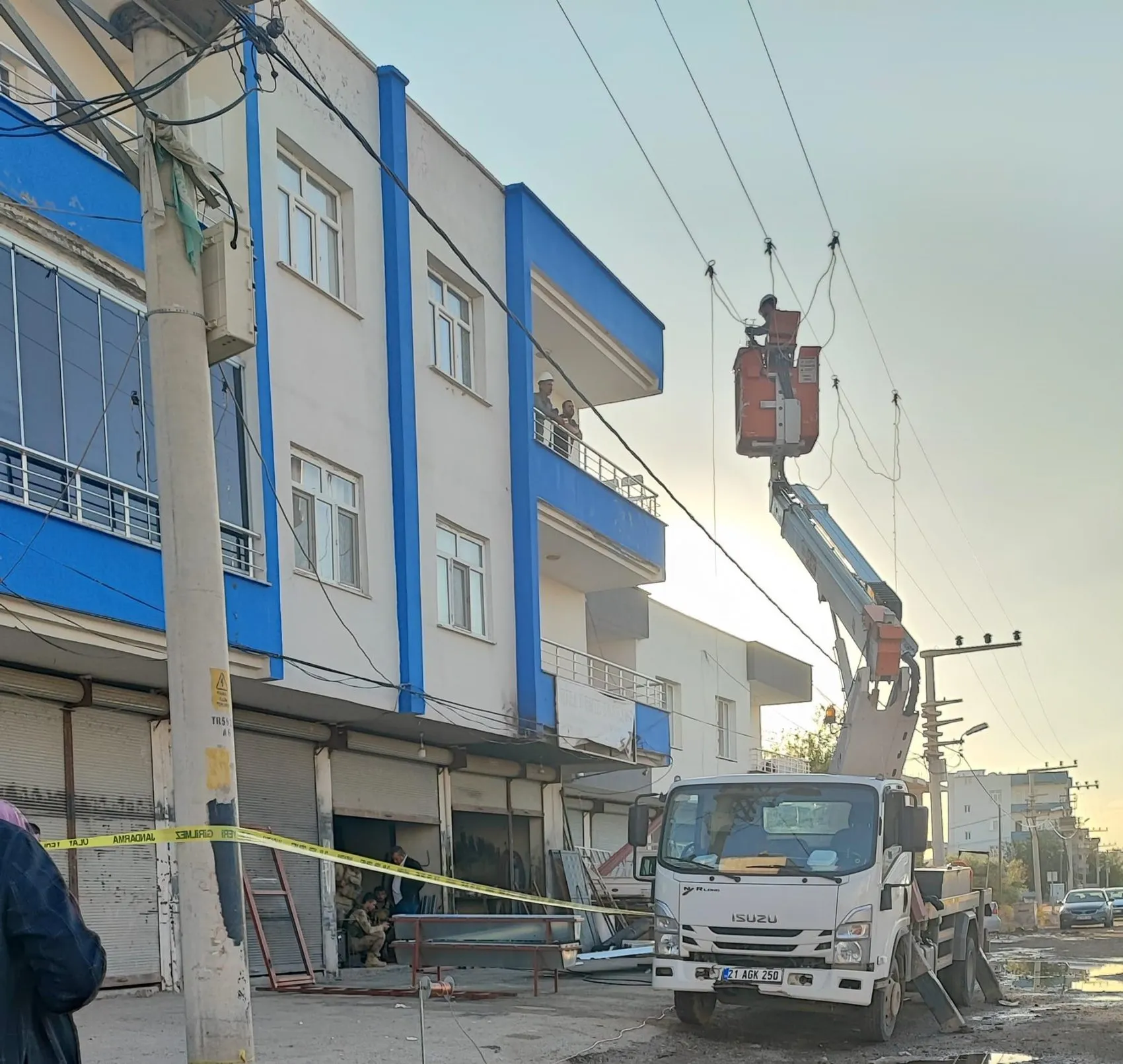Bismil'de kaynak yaparken elektrik akımına kapılan usta hayatını kaybetti