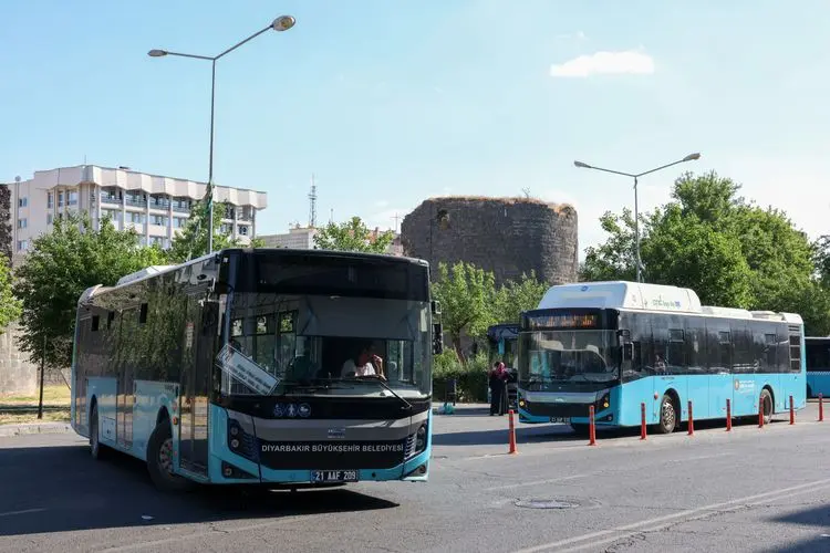 Toplu ulaşım hatlarında yeni düzenlemeler yapıldı | Diyarbakır Büyükşehir  Belediyesi