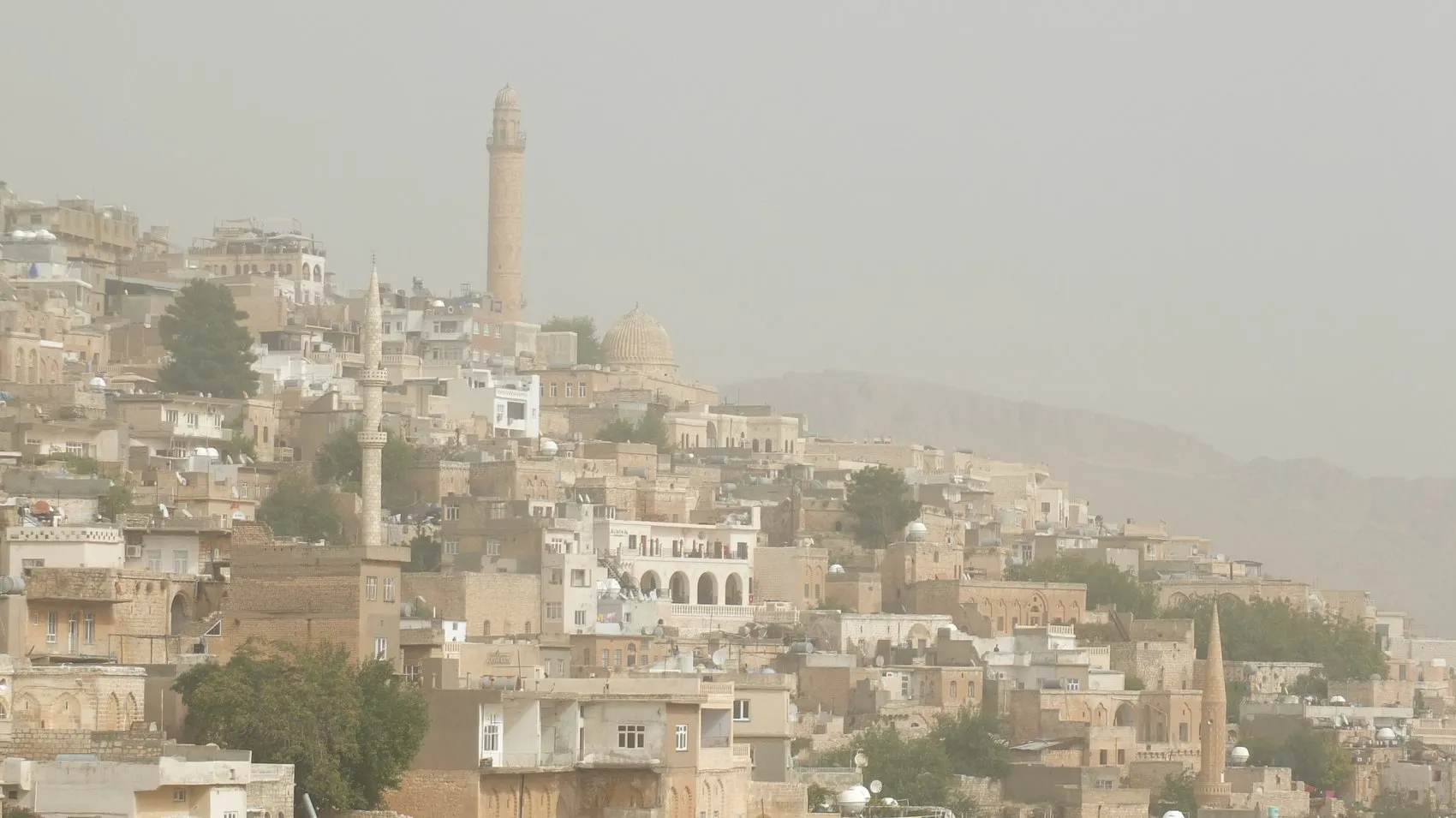 Mardin toz bulutu altında kaldı
