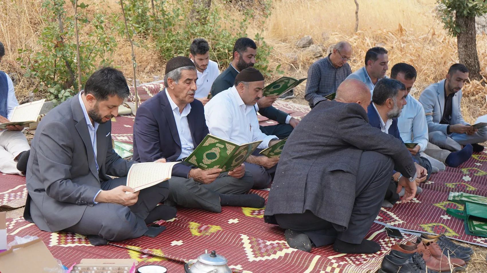 Şırnak'ta 300 yıllık mezarlık ziyareti geleneği 5 bin kişiyi buluşturdu