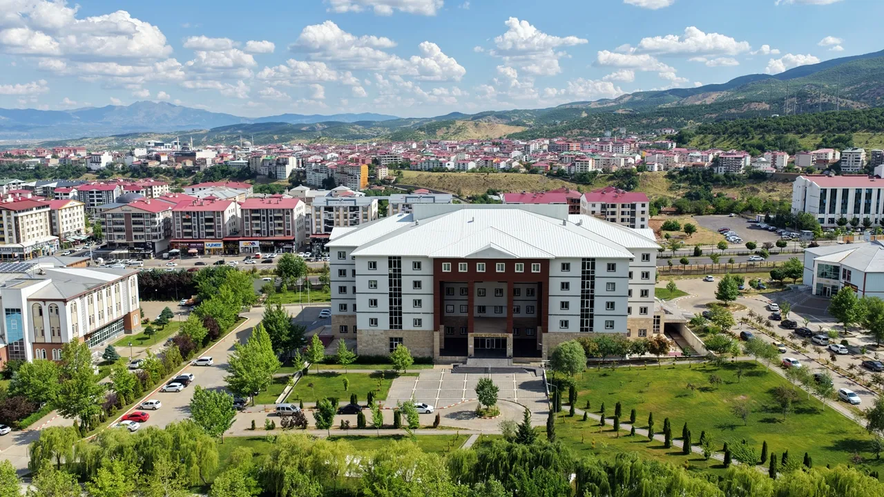 Bingöl Üniversitesi dünya sıralamasında büyük bir başarıya imza attı