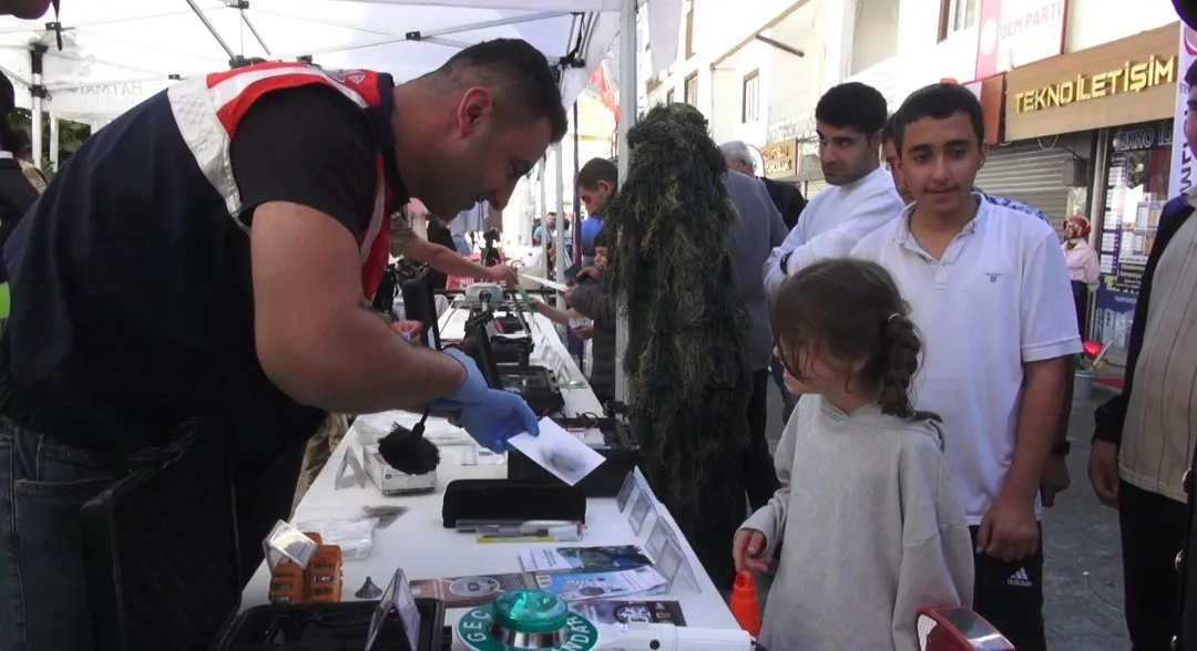 Sason festivalinde 1 kilo bal 400 bin liraya alıcı buldu