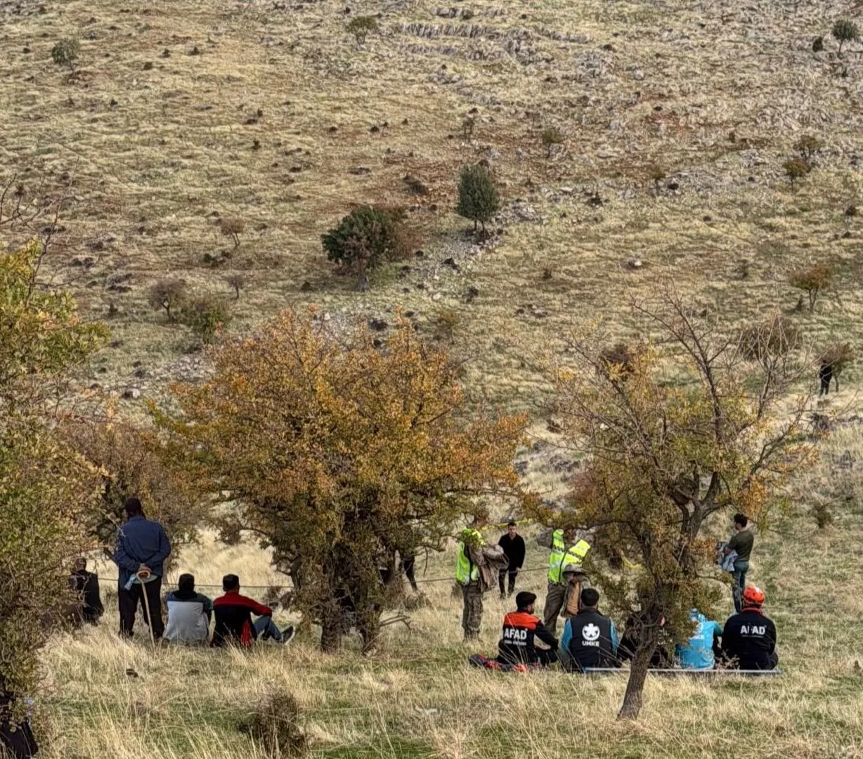Şirvan'da hayvanlarını kontrol etmeye giden genç arazide ölü bulundu