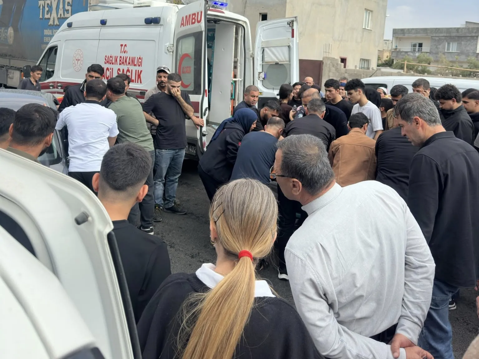 Nusaybin'de otomobilin çarptığı çocuk hastanelik oldu