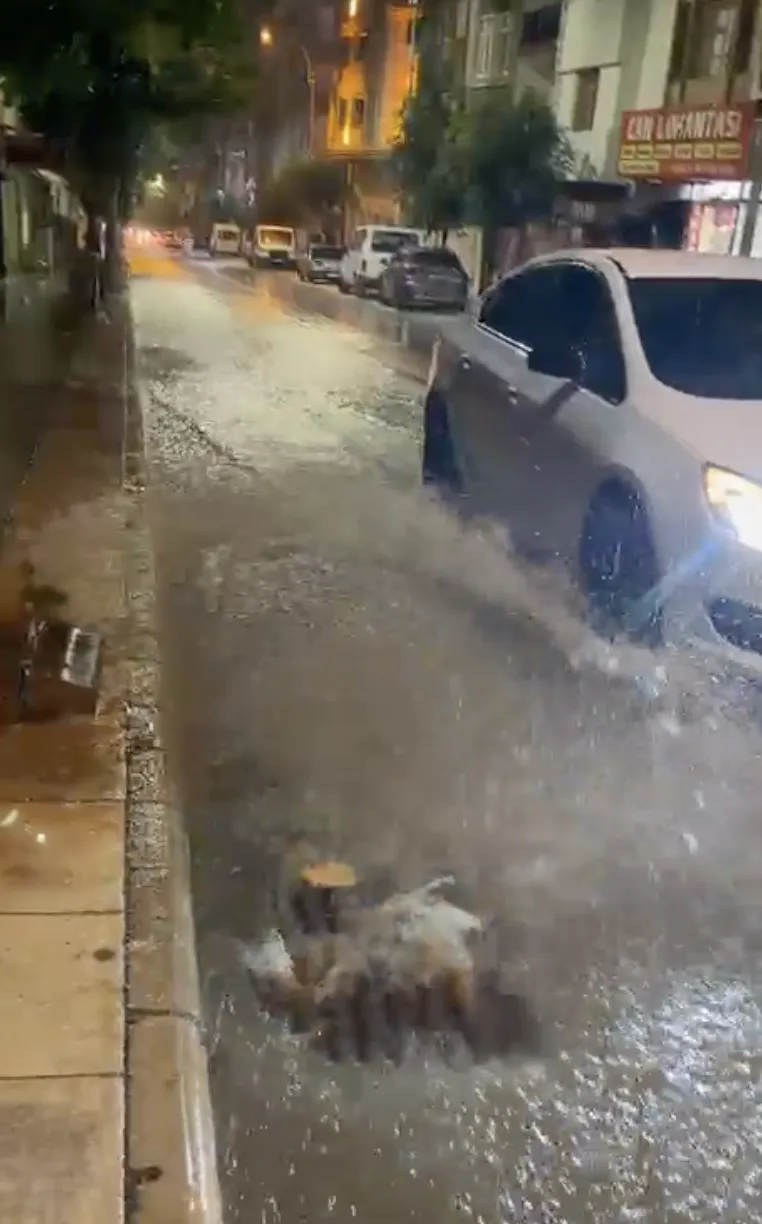 Elazığ sağanak yağışla birlikte zor anlar yaşadı