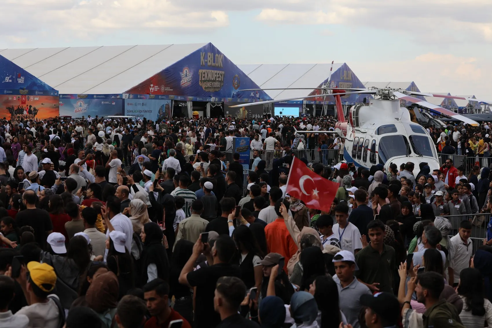 Şanlıurfa semalarında TEKNOFEST rüzgarı esmeye devam ediyor