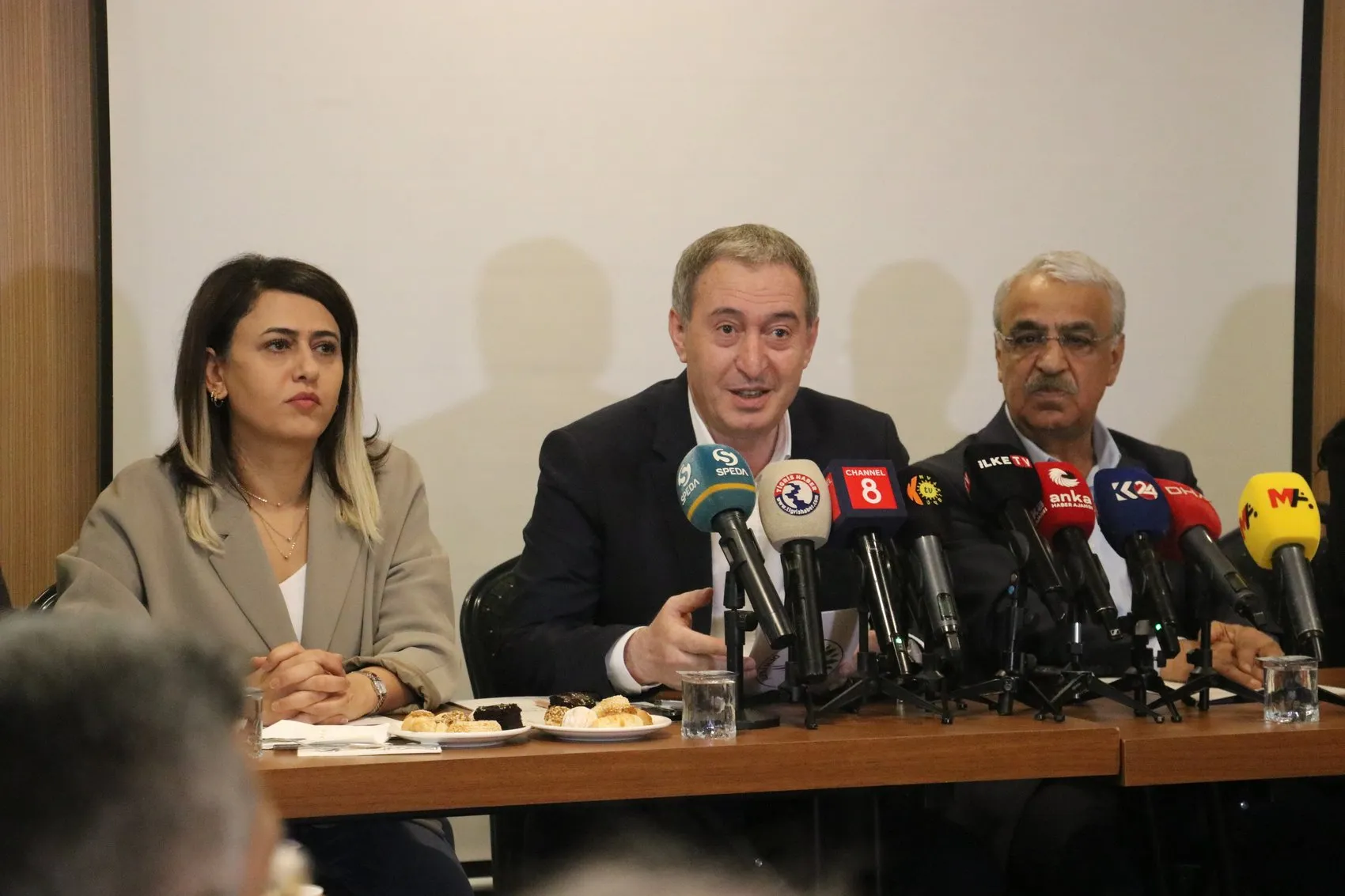Bakırhan çözüm sürecindeki yavaşlamaya dikkat çekti