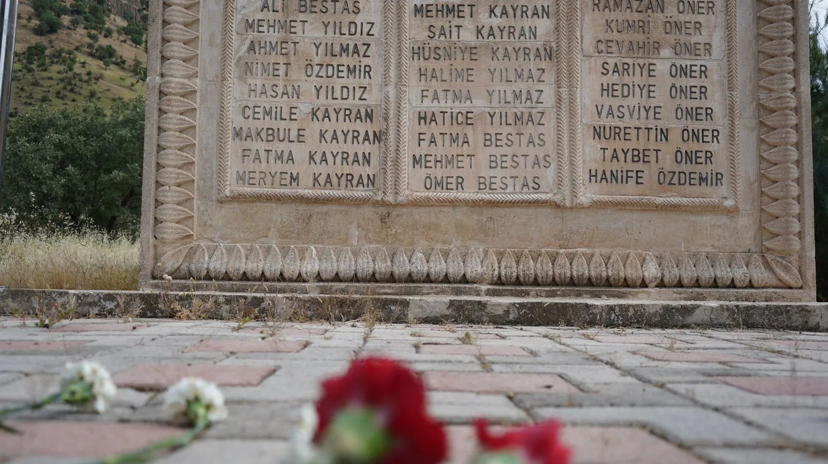 Şırnak Çevrimli köyü şehitlerini 36 yıl sonra andı