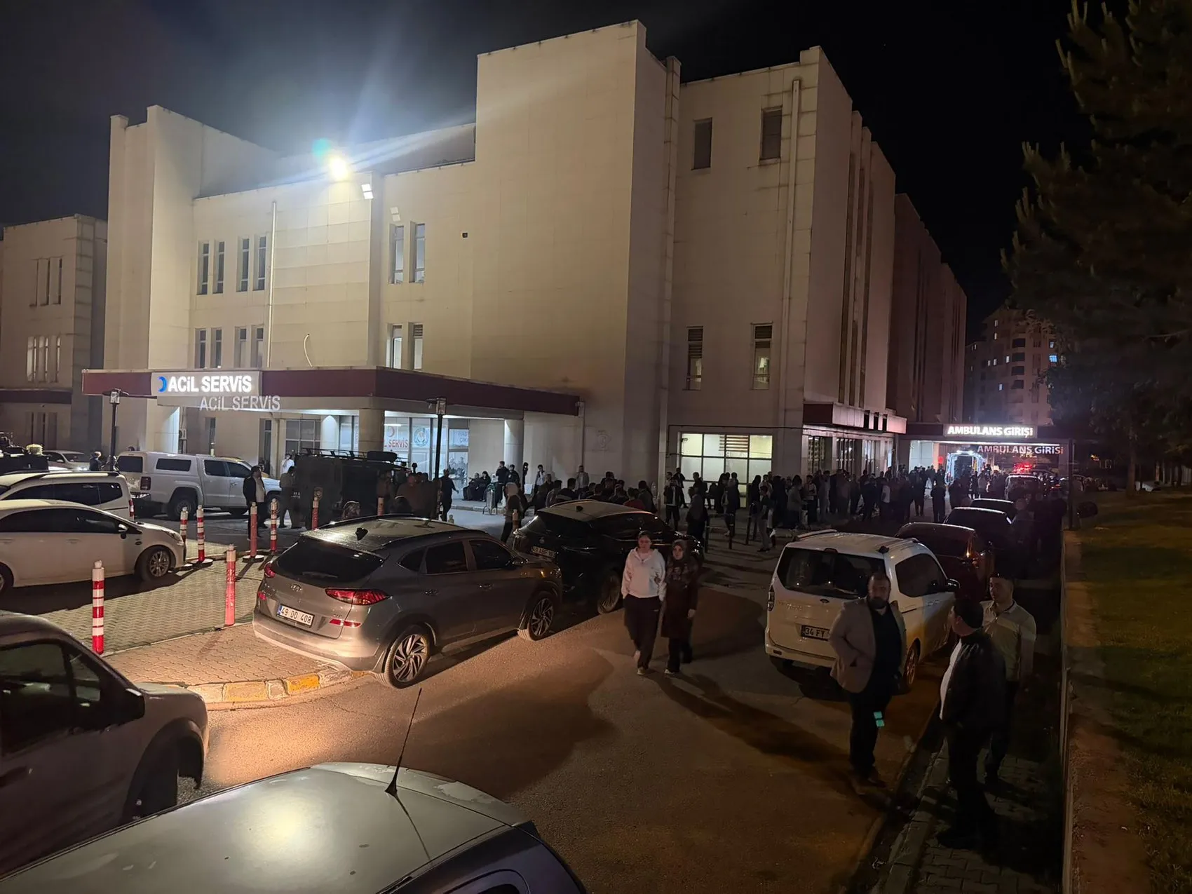 Muş'ta silahlı dehşet Kardeşini vurdu, polisle çatışmaya girdi