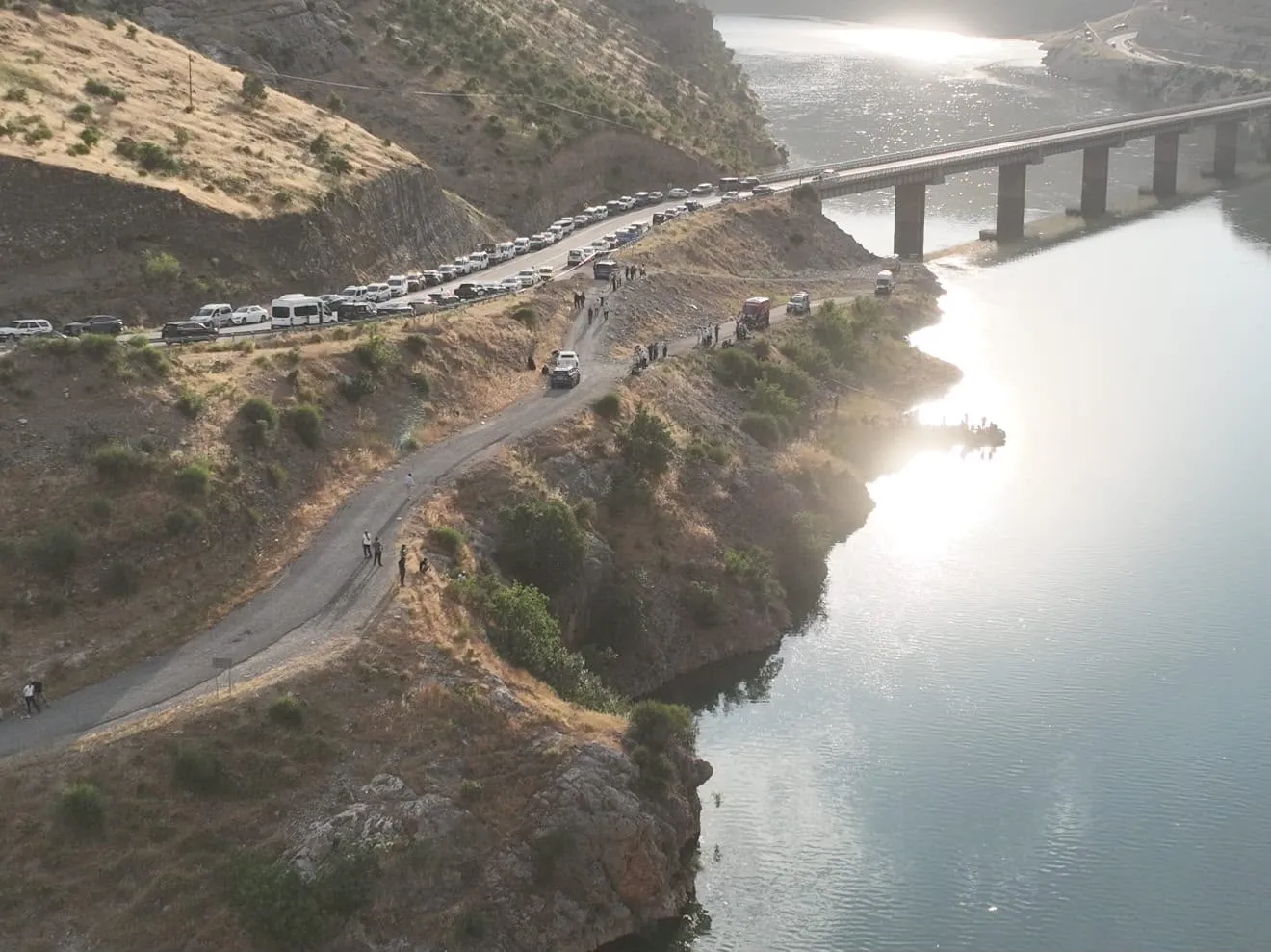 Siirt'te serinlemek için çaya giren genç hayatını kaybetti