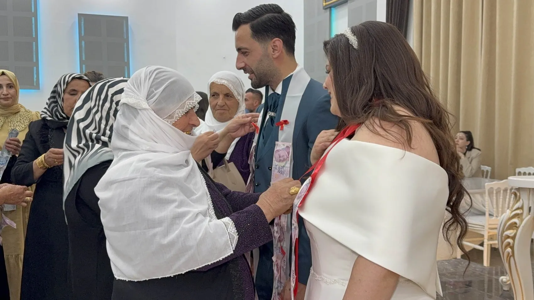 İtalyan avukat Midyatlı eşiyle evlenip Müslümanlığı seçti