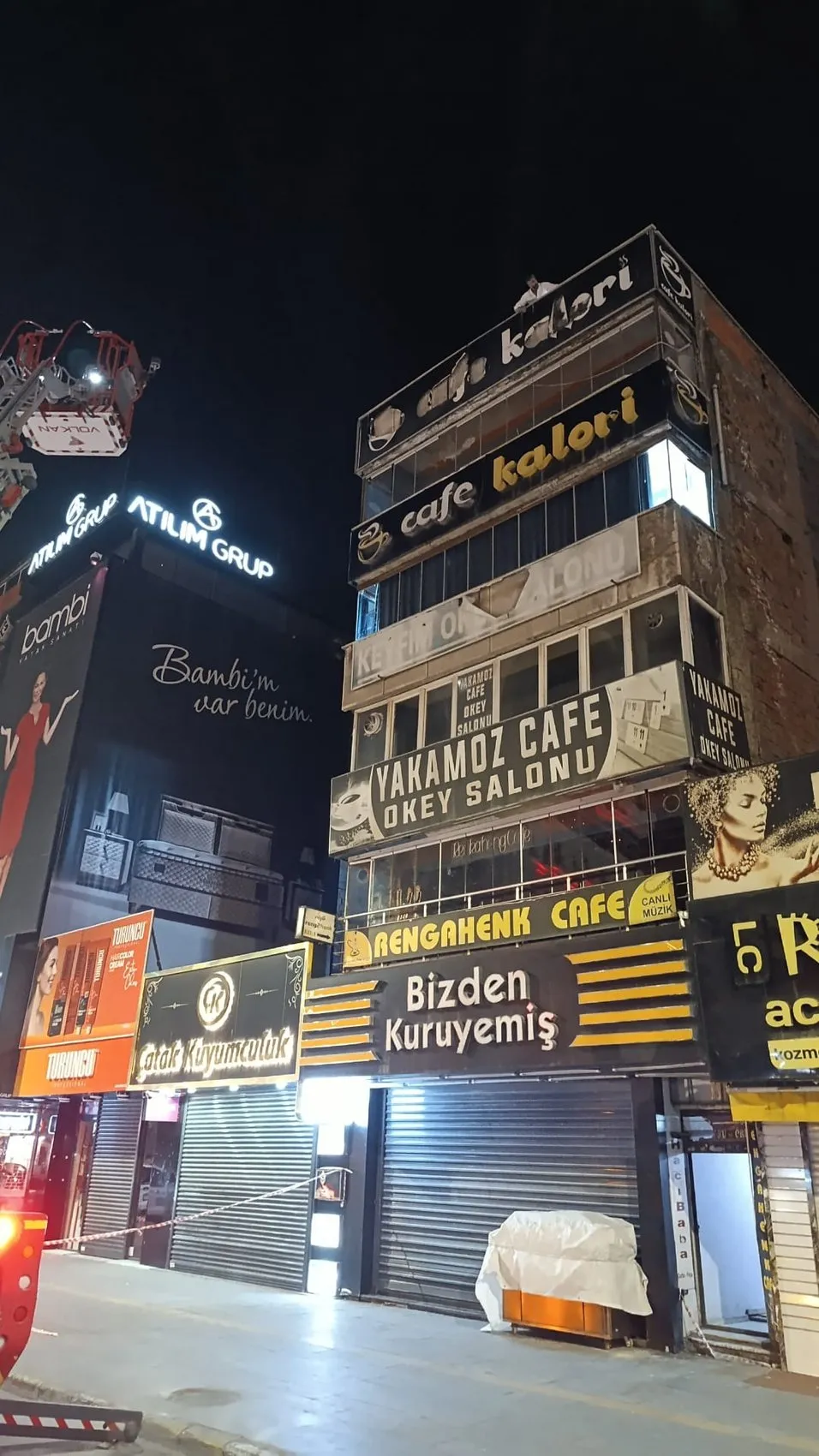 Van'da yürüyüş yoluna beton yağdı