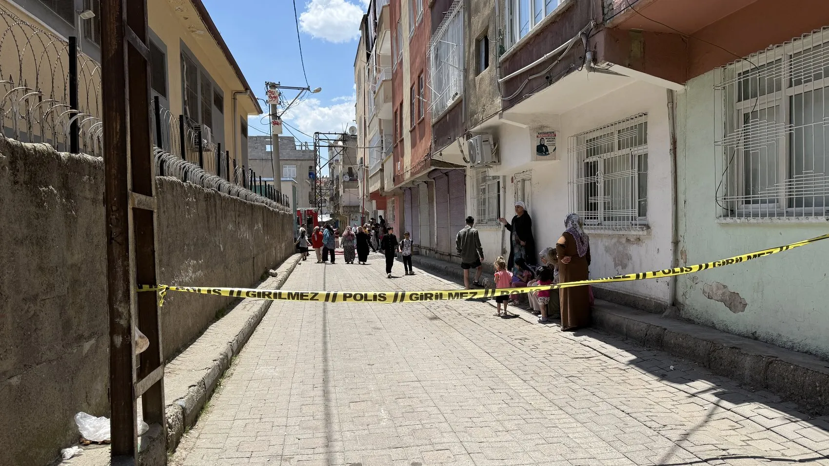 Diyarbakır Bağlar'da yangın paniği ve sonrası yaşanan kavga