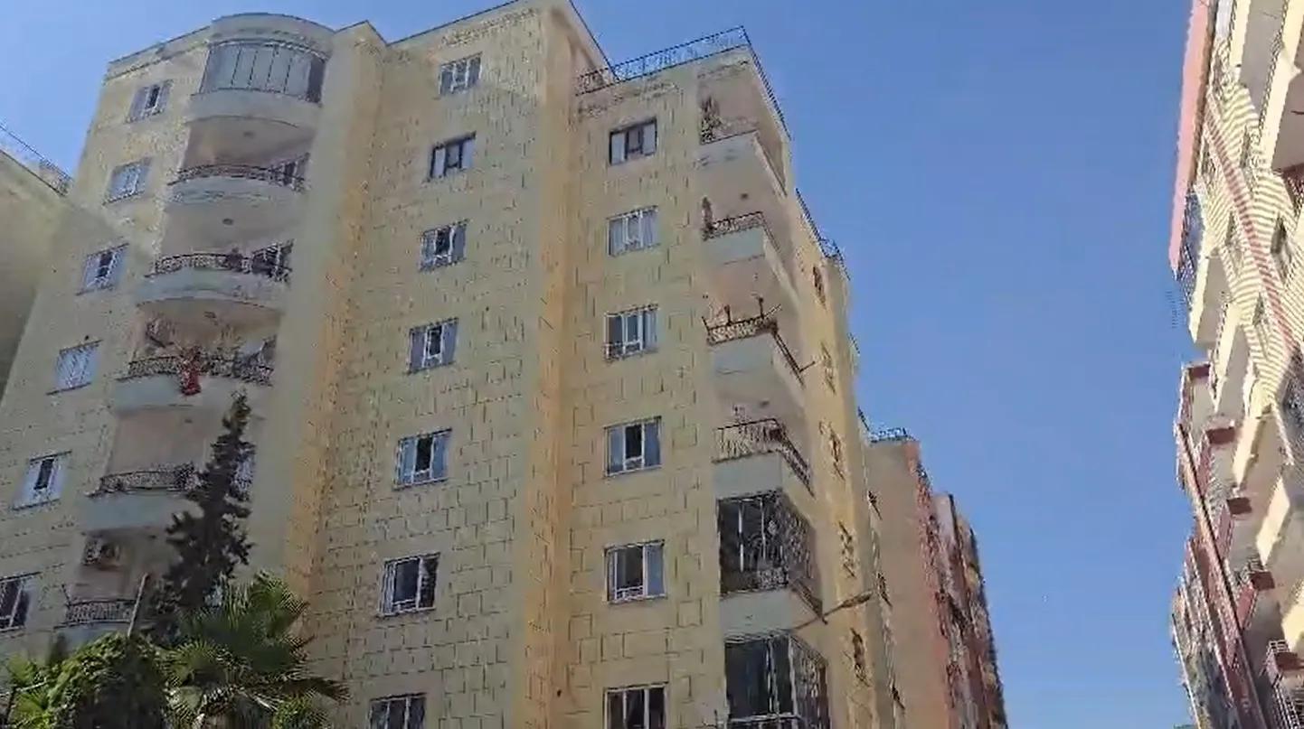 Mardin Kızıltepe’de iki yaşındaki çocuk pencereden düştü