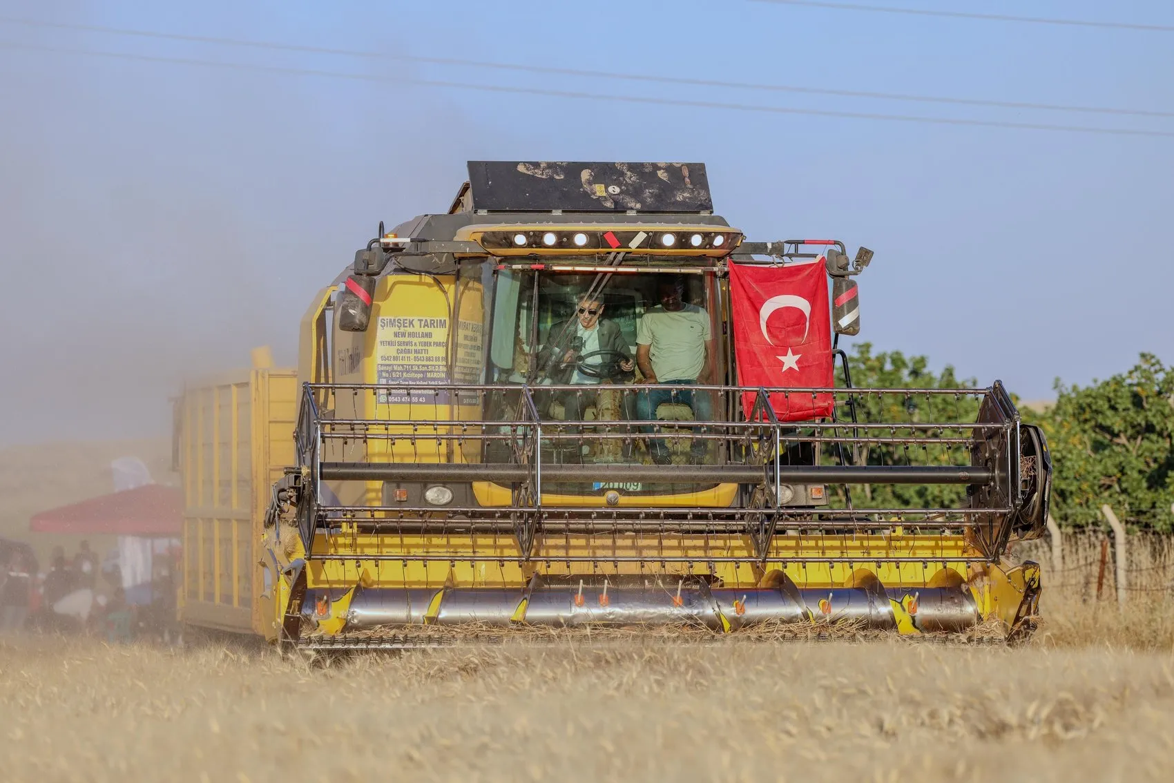 Mardin Ovası’nda bereketli hasat dönemi başladı