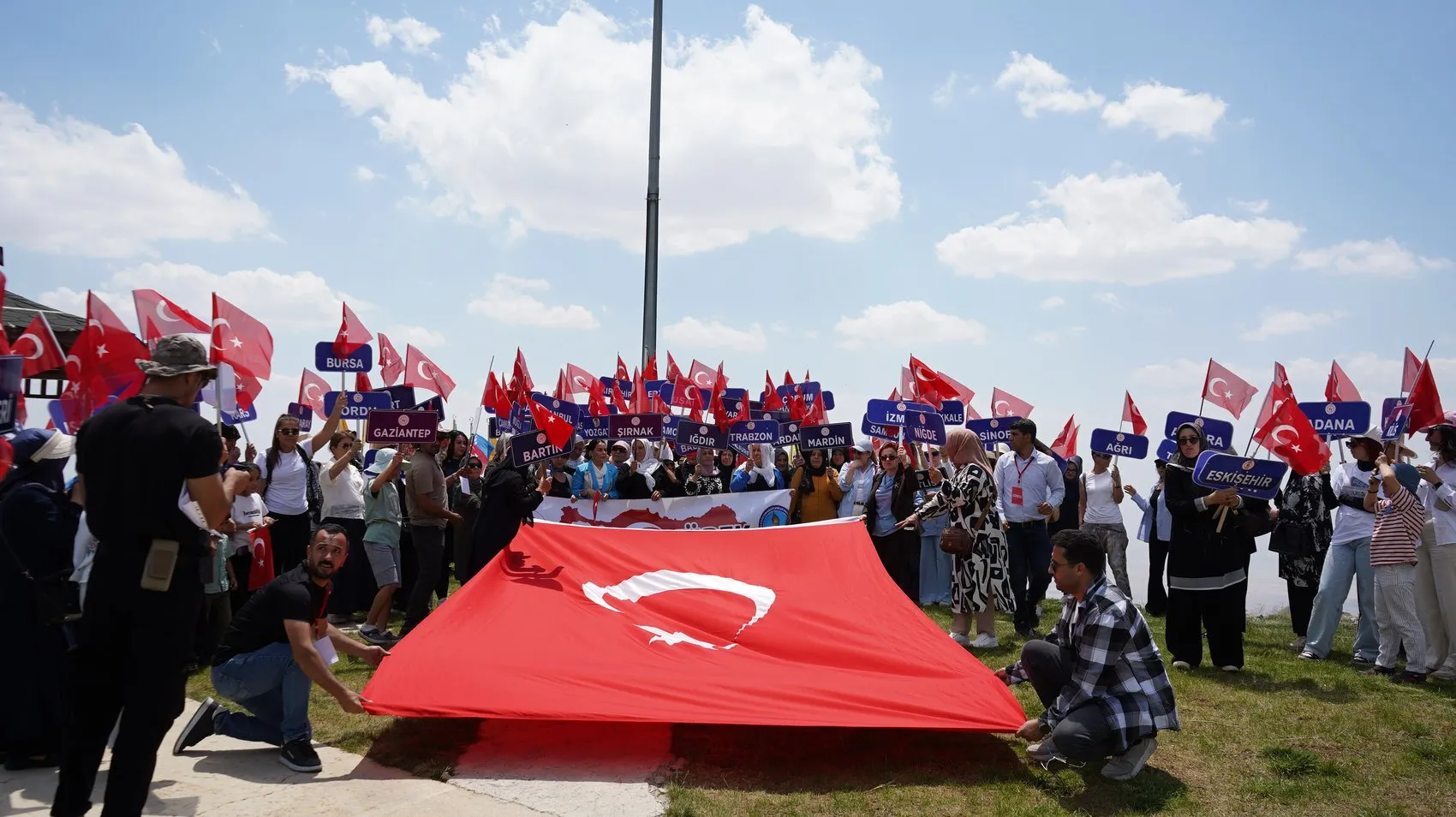 81 ilin şehit aileleri Cudi Dağı’nda bir araya geldi