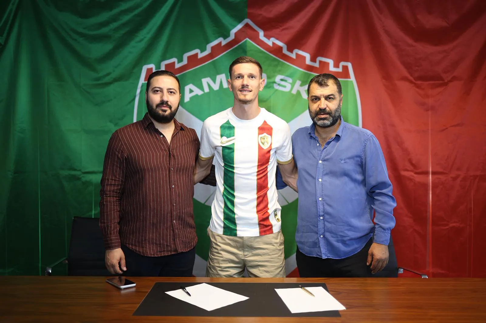 Amedspor kanat hattını Ermal Krasniqi ile güçlendirdi