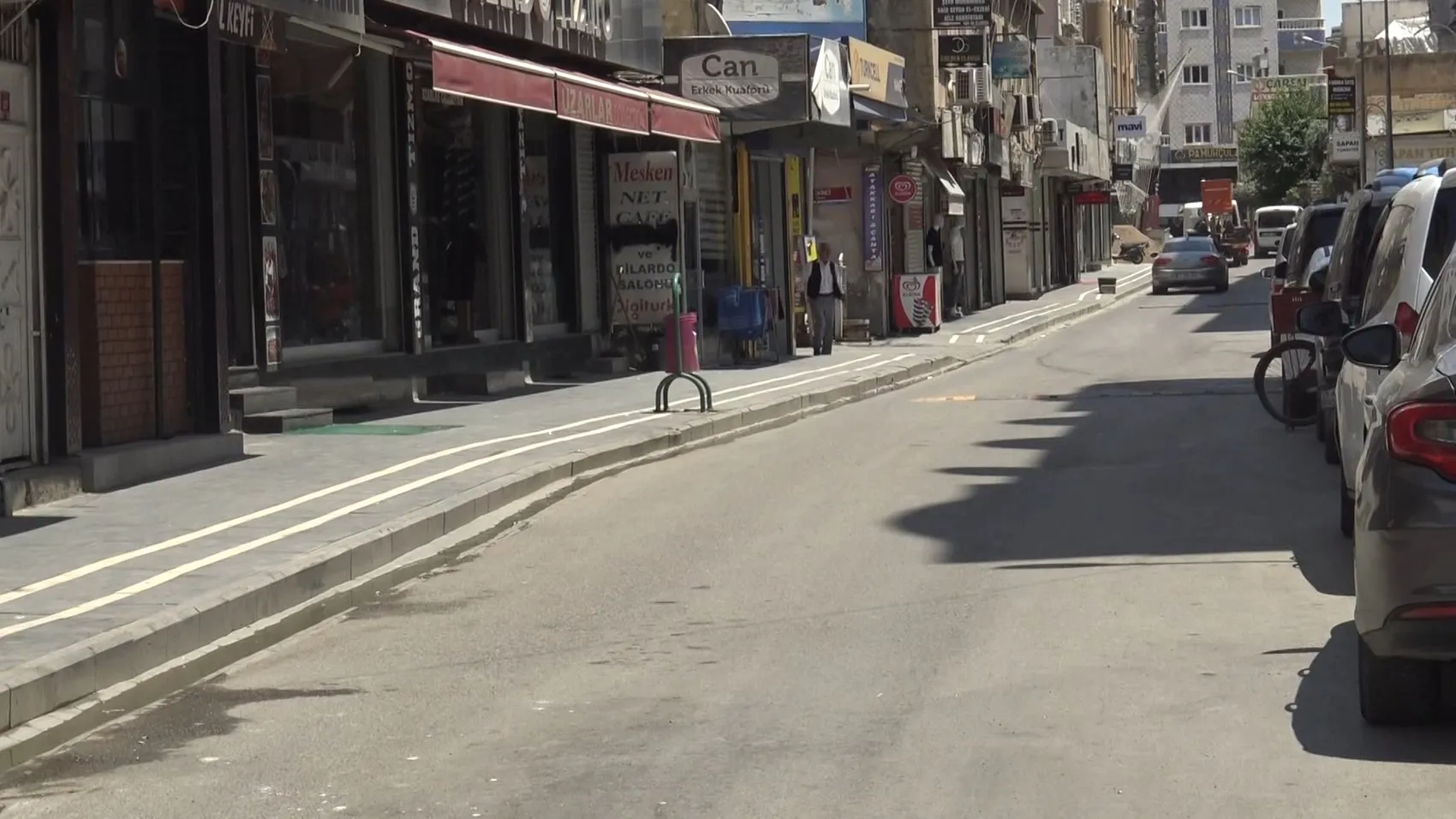 Cizre kavurucu sıcaklarla boğuşuyor