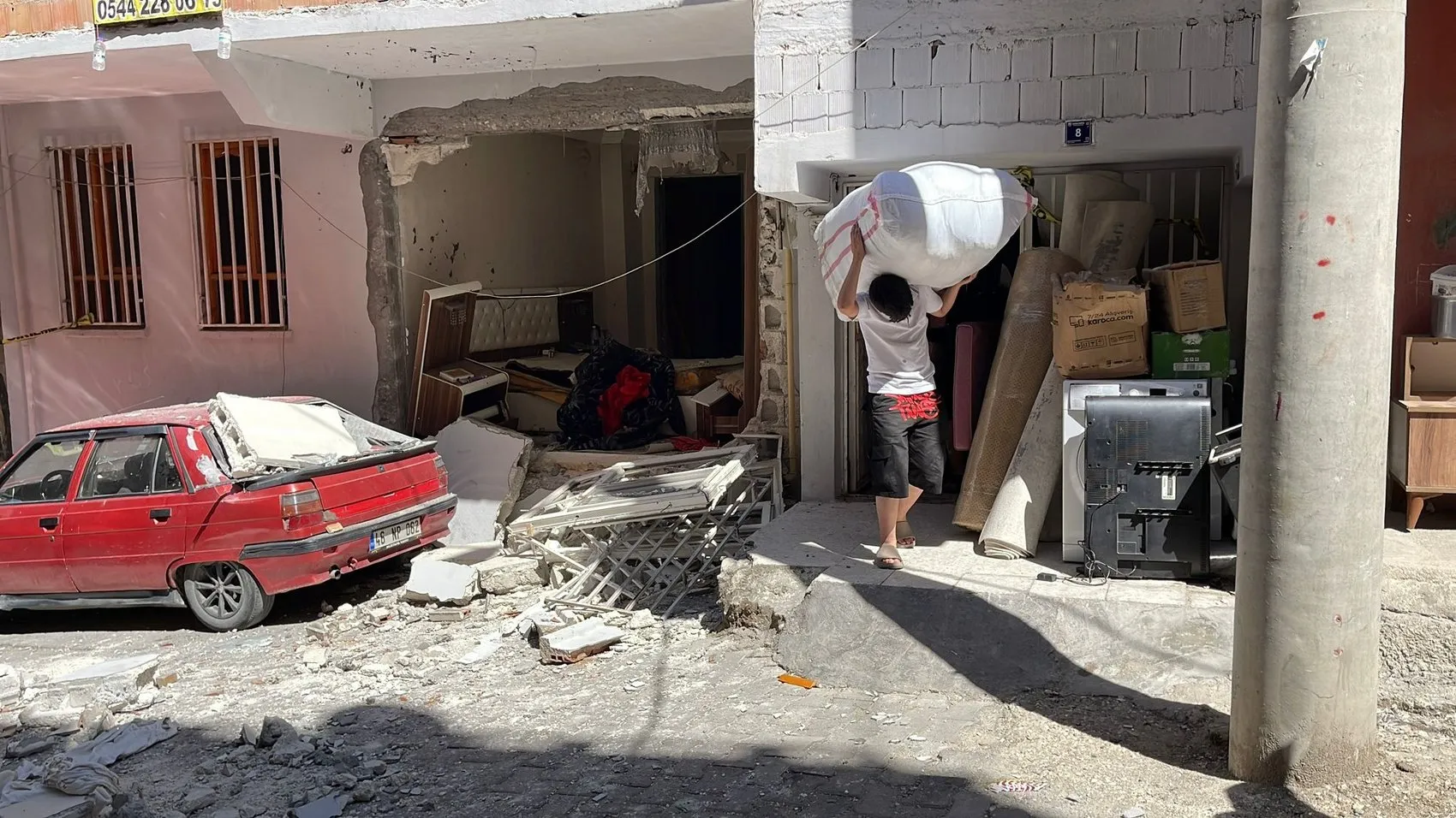 Şanlıurfa'da mutfak patlaması Bir kişi hastaneye kaldırıldı