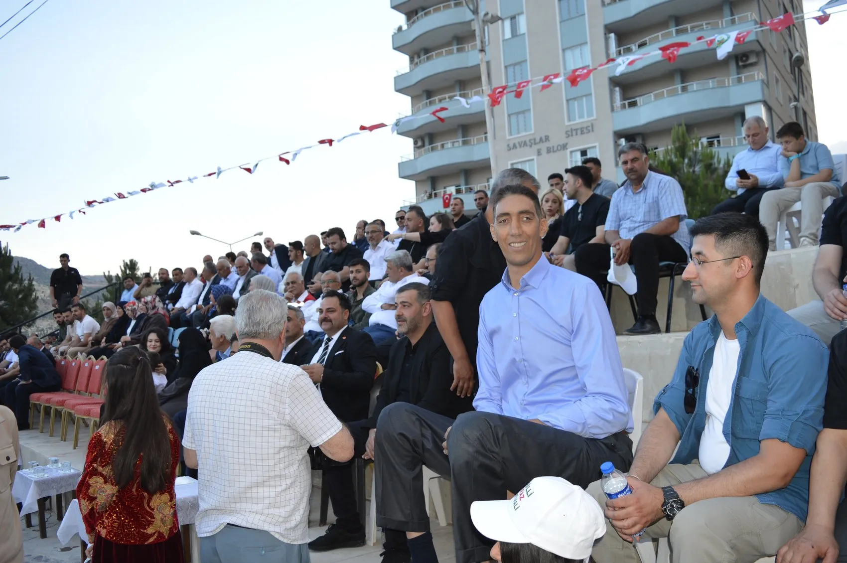 Mardin Yeşilli kirazın bereketiyle şenlendi