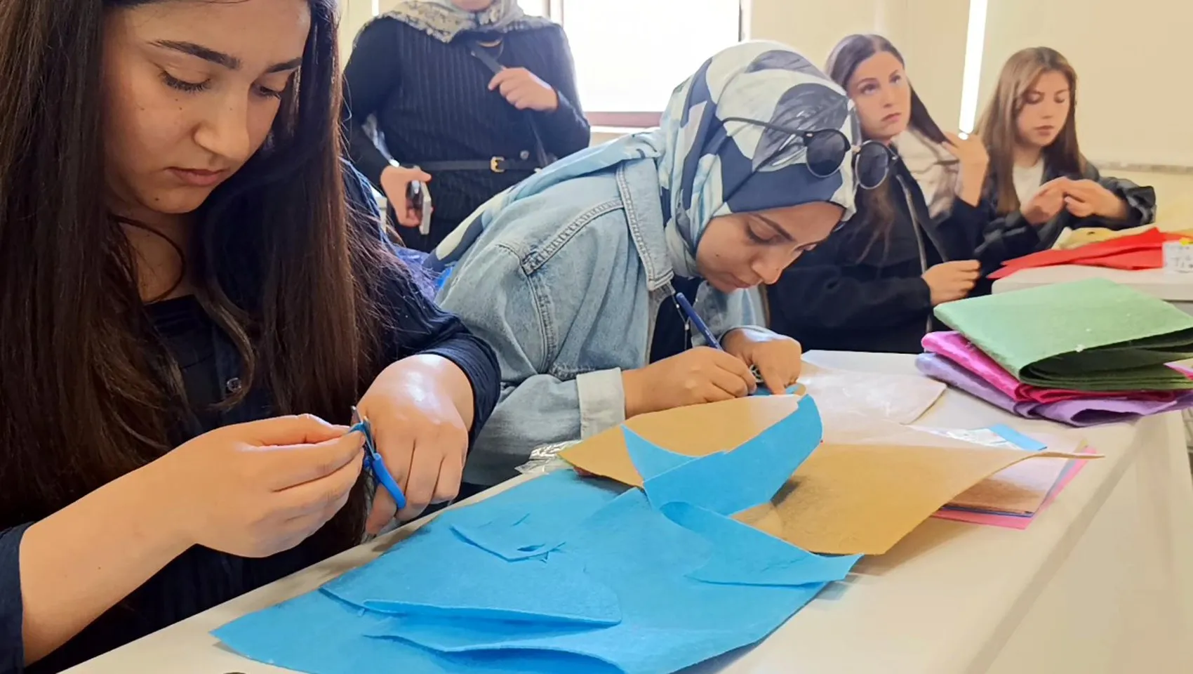 Ağrılı miniklerin kağıttaki hayalleri gerçeğe dönüştü
