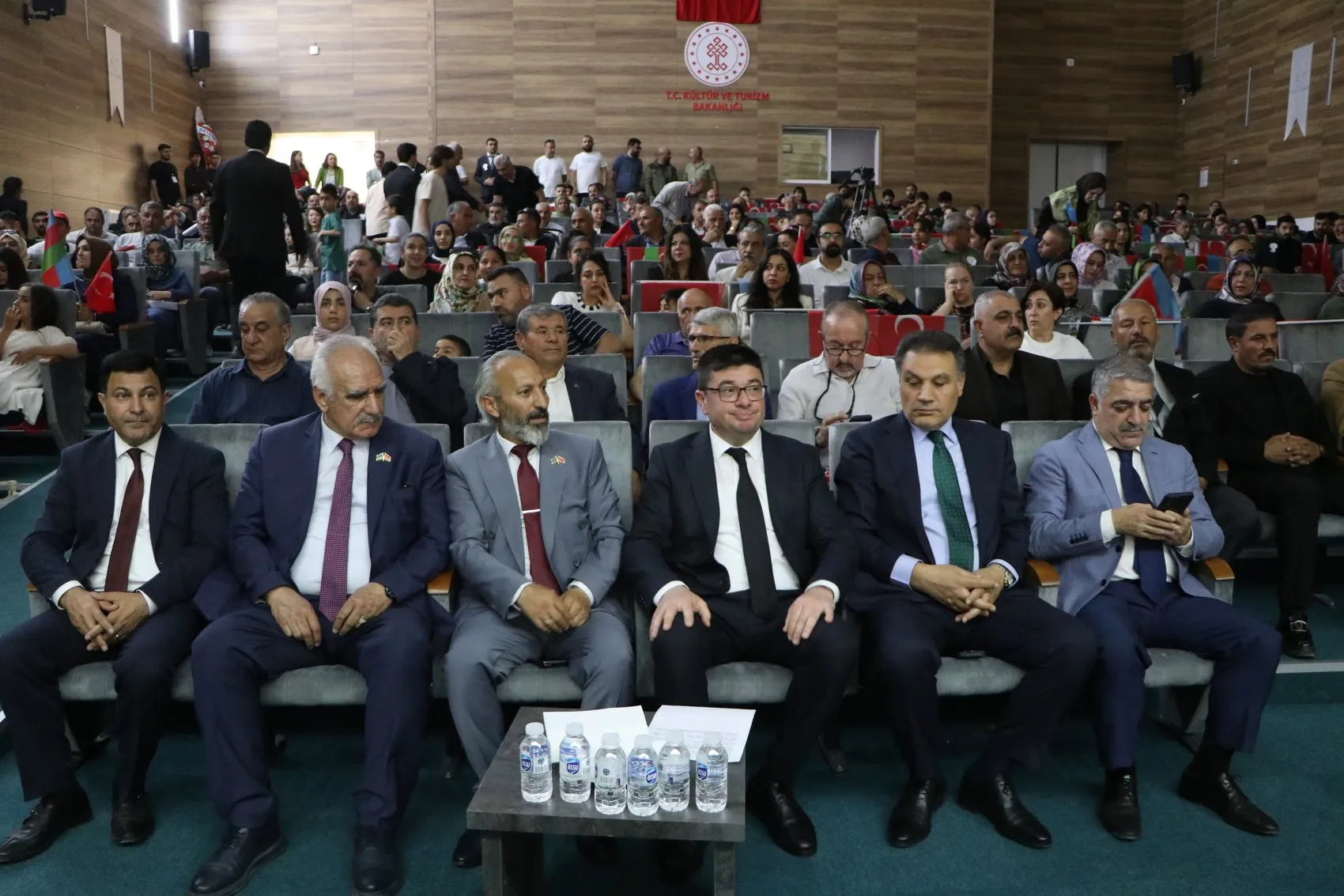 Van'da Türkiye ve Azerbaycan dostluğu için bir araya gelindi
