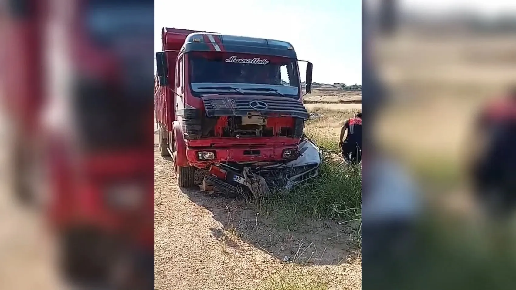 Şanlıurfa yolunda feci kaza 2 kişi hayatını kaybetti