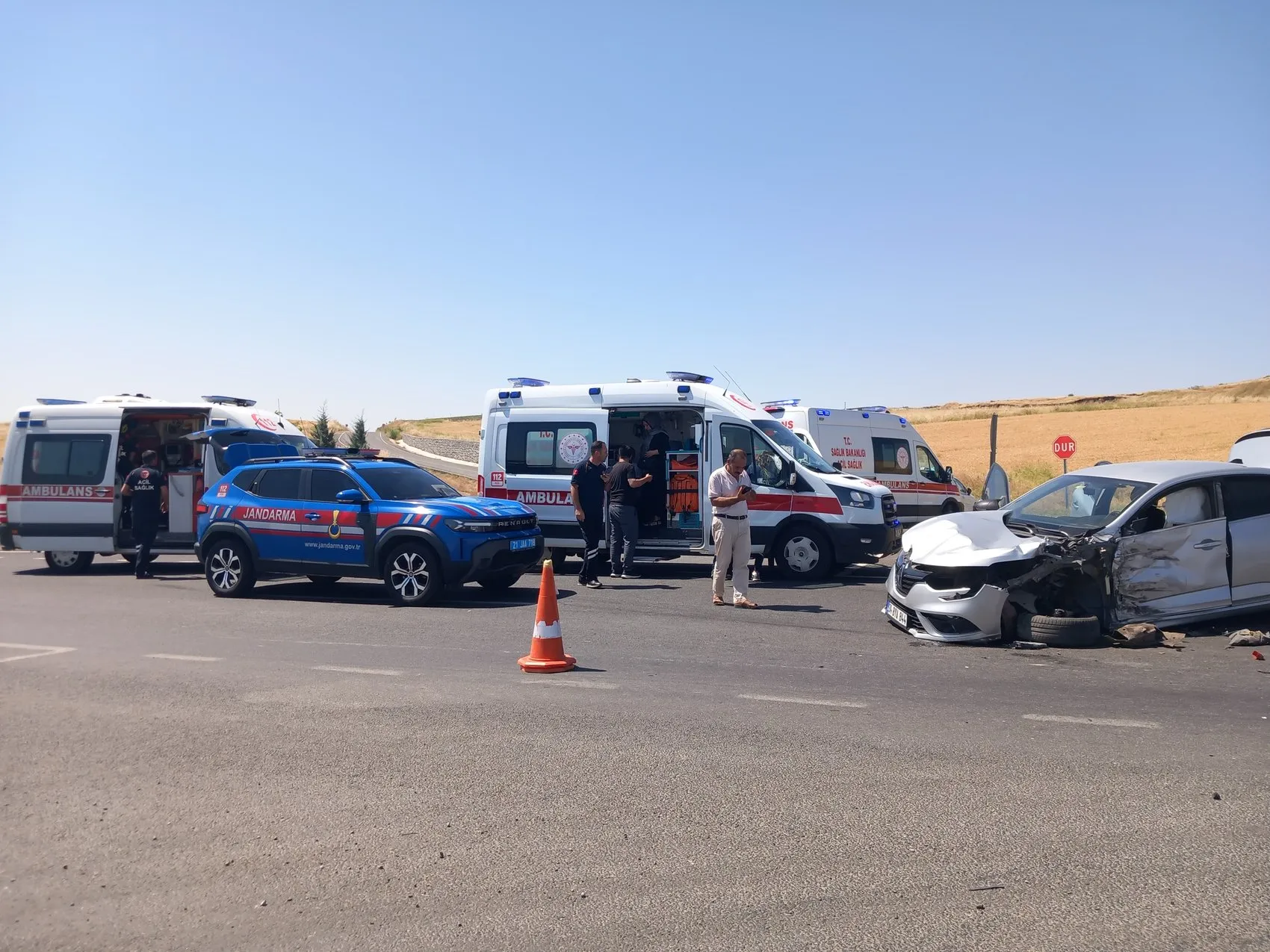Diyarbakır yolunda feci kaza 6 kişi hastanelik oldu
