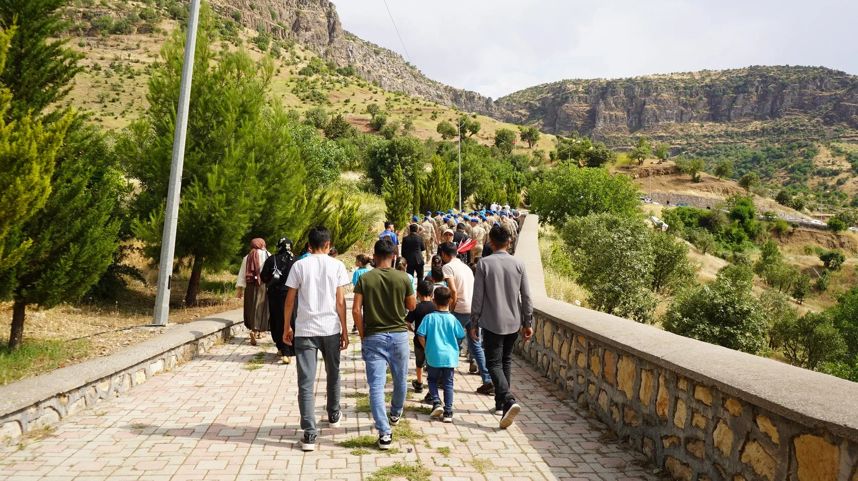 Şırnak Çevrimli köyü şehitlerini 36 yıl sonra andı