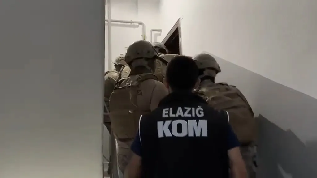 Elazığ merkezli beş ilde Barbaroslar suç örgütüne büyük darbe