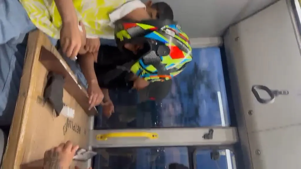 Diyarbakır otobüsünde okey masası keyfi