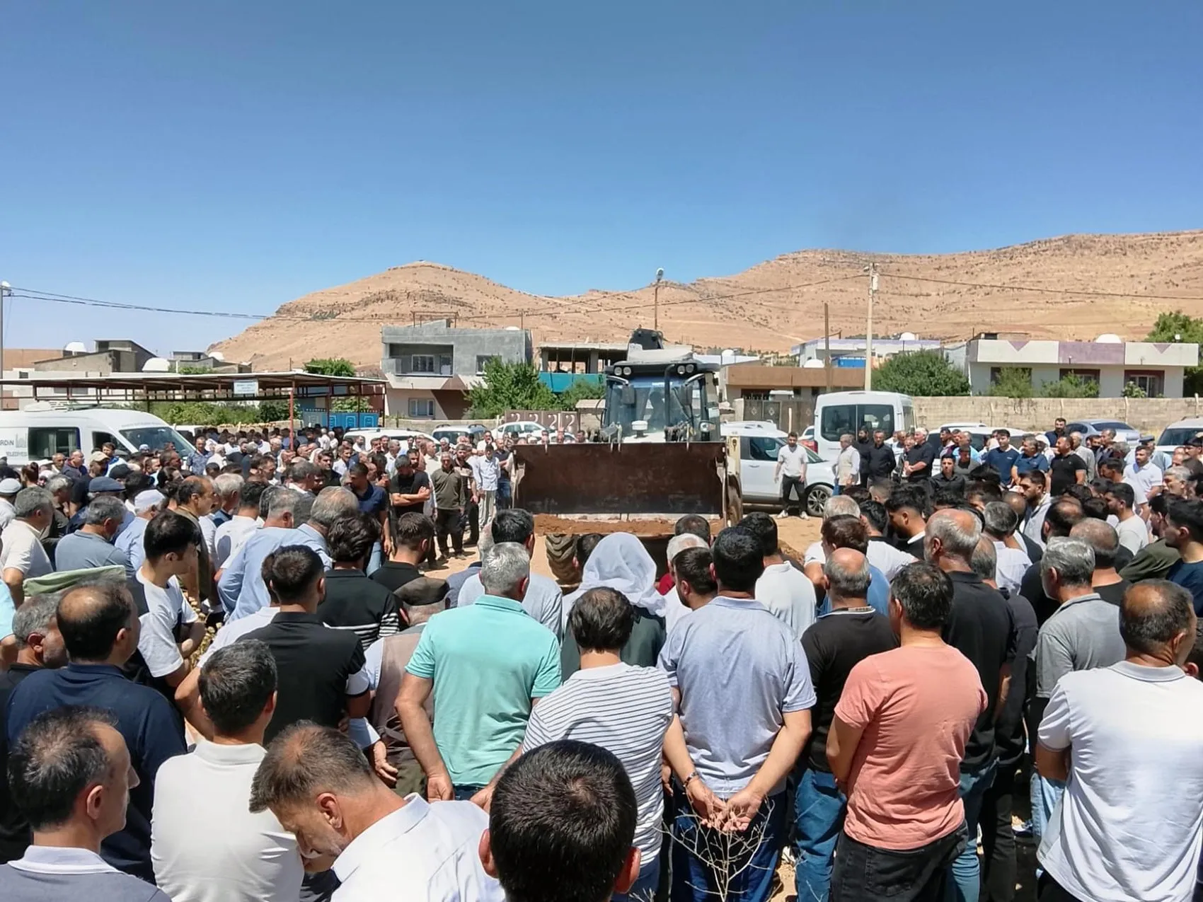 İspanya'da yaşamını yitiren Aziz Çaplık Mardin'de son yolculuğuna uğurlandı