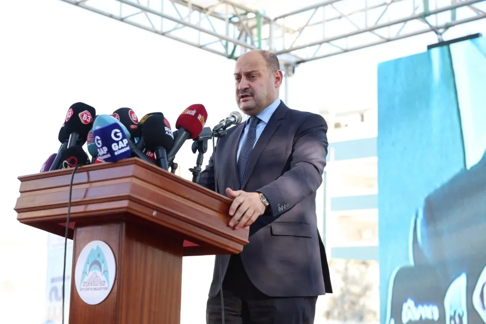 Şanlıurfa'da eski cezaevi alanı belediye binasına dönüşüyor