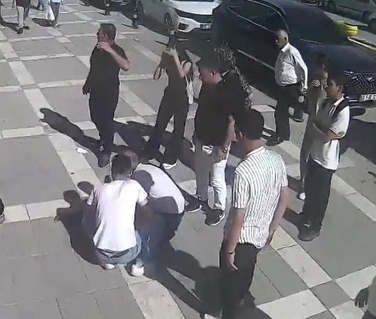 Şırnak İdil'de balkondan düşen çocuk ağır yaralandı