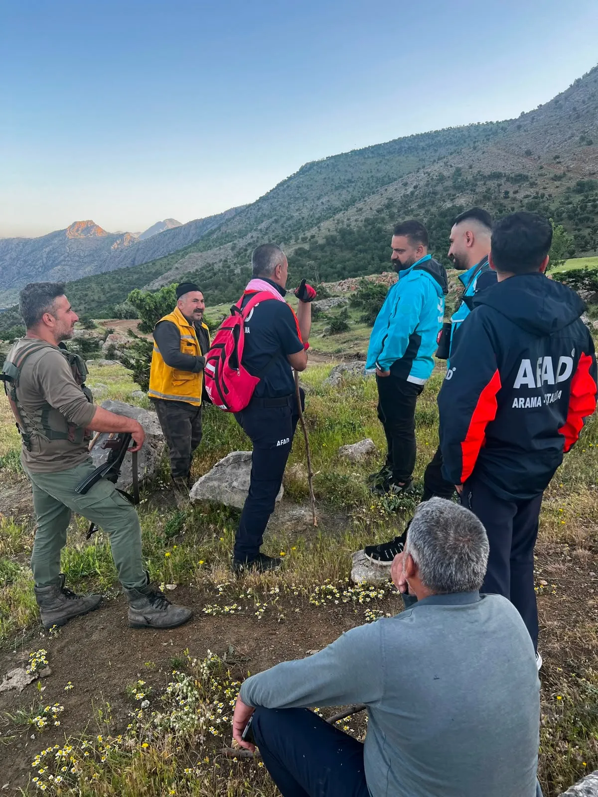 Siirt kırsalında kaybolan çoban saatler sonra bulundu