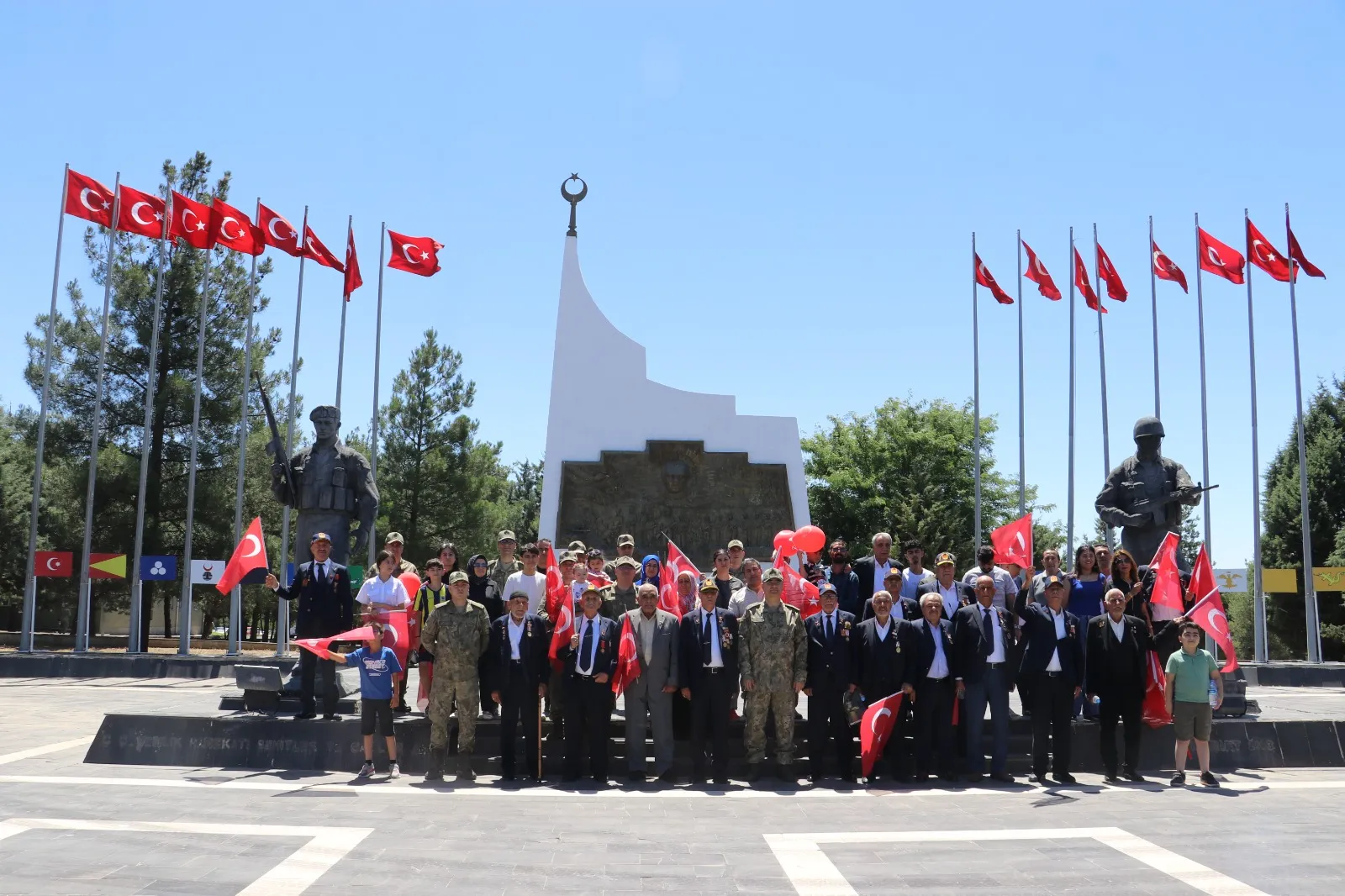 Türk Kara Kuvvetleri Diyarbakır’da 2235 yıllık geçmişini andı