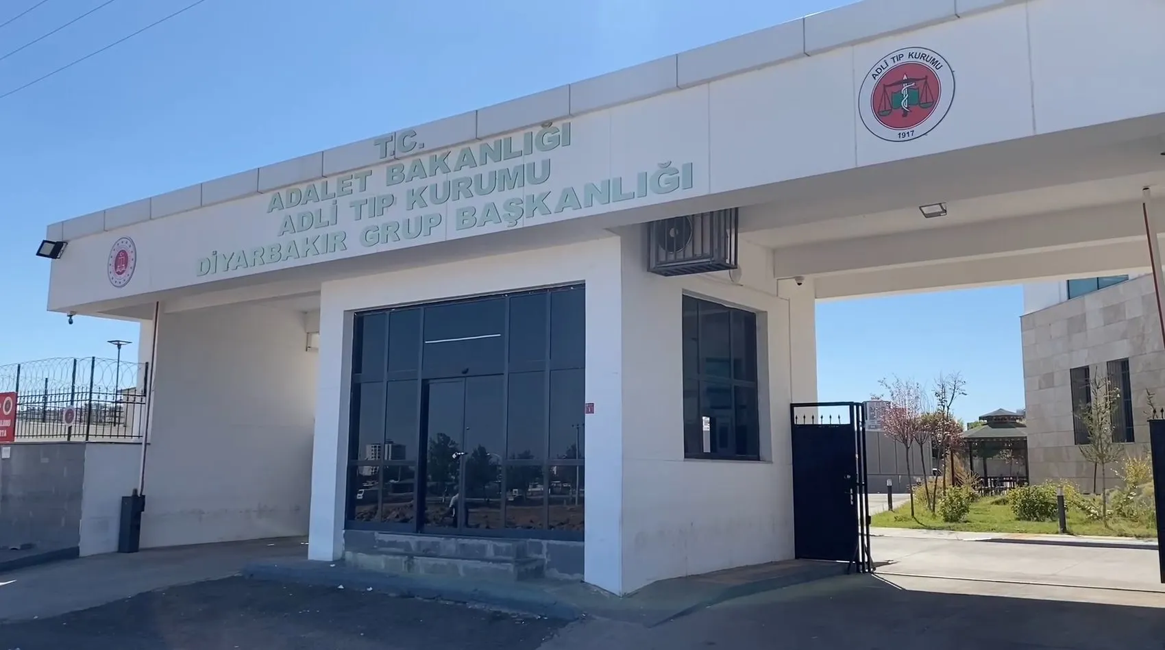 Bismil’de evdeki silahla oynayan 9 yaşındaki çocuk hayatını kaybetti