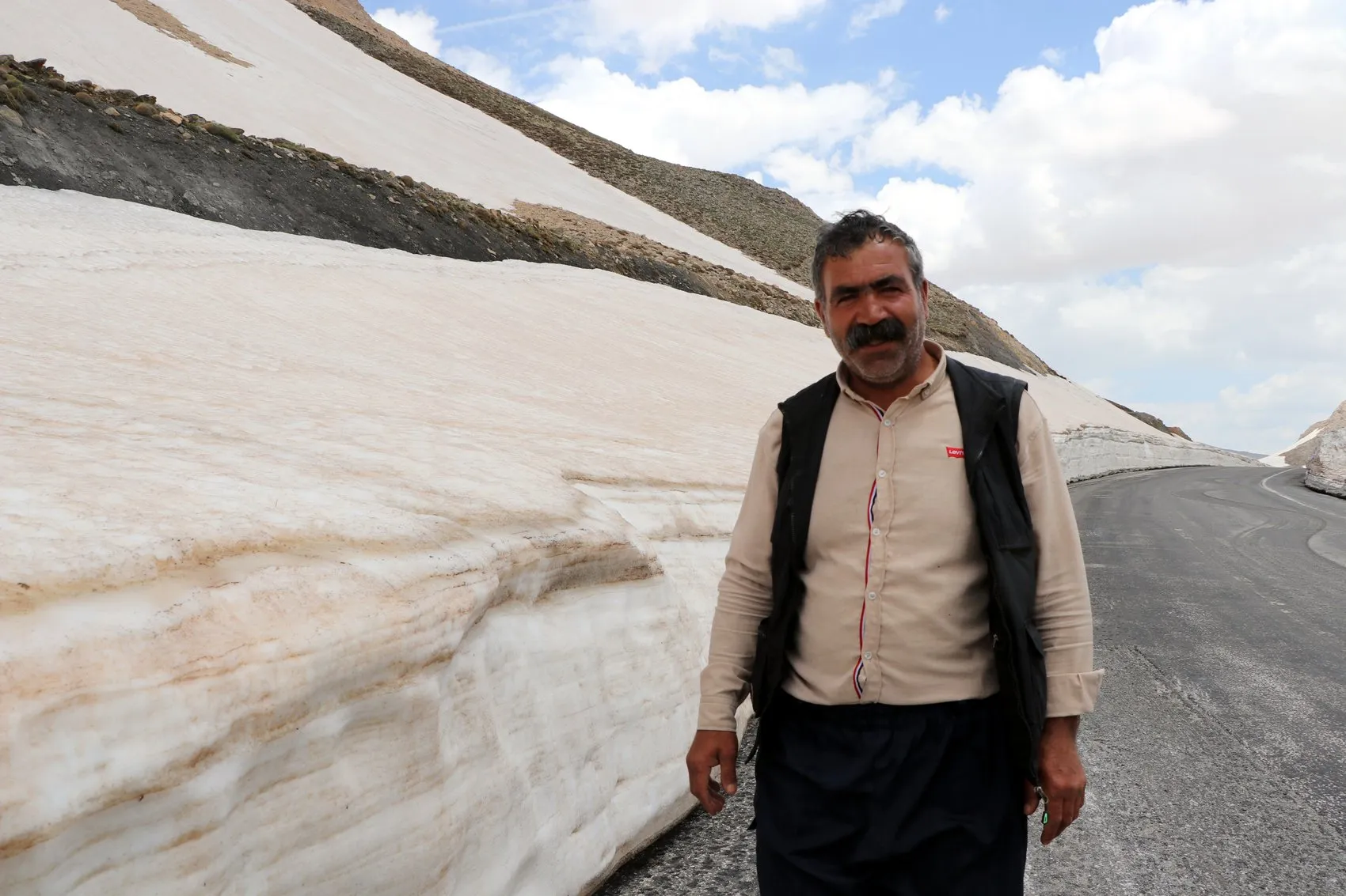 Van ve Bahçesaray arasındaki ulaşım çilesi 5,5 ay sonra sona erdi