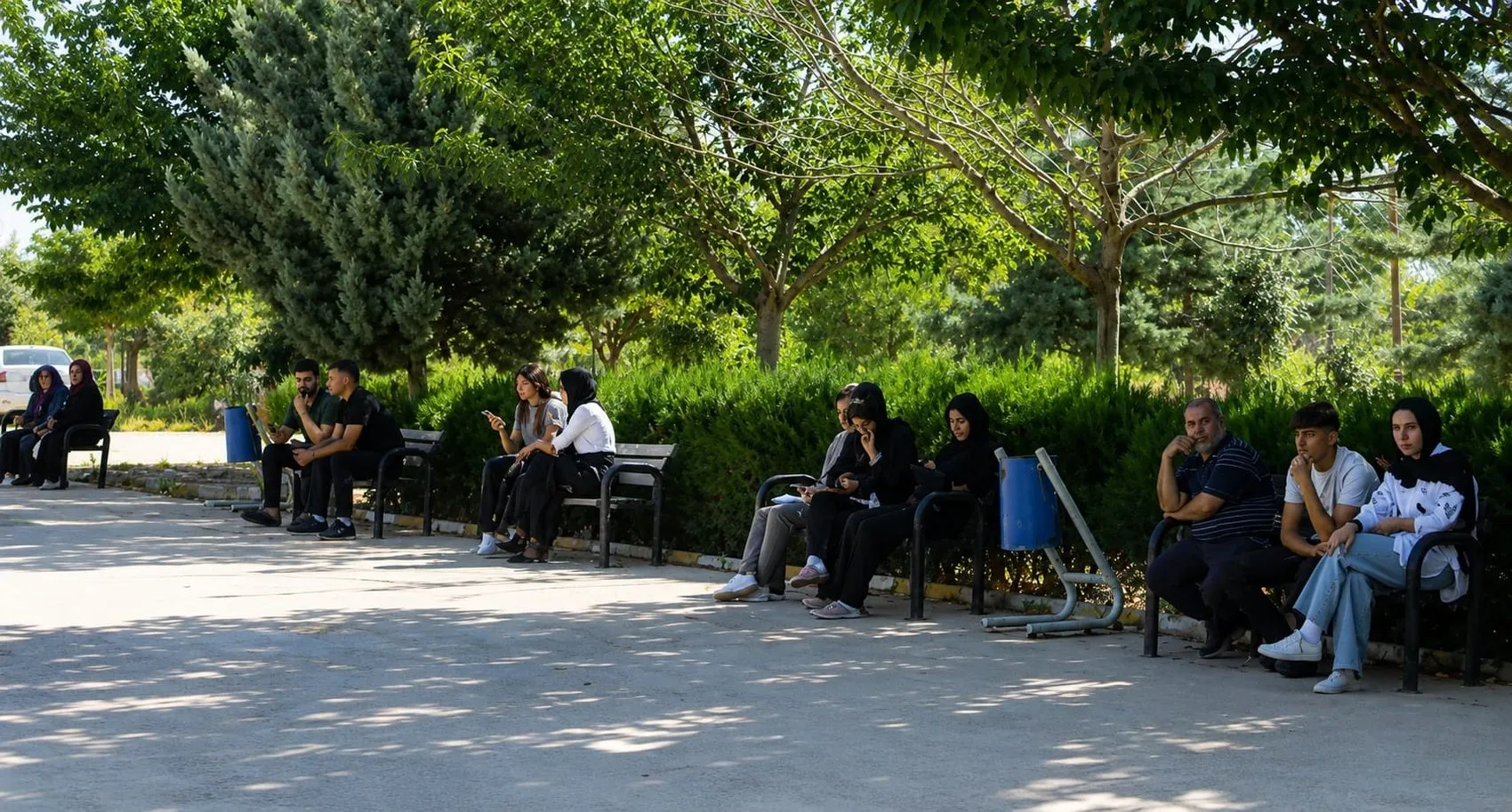 Şanlıurfa’da sınava yetişemeyen öğrencilerin imdadına polis koştu