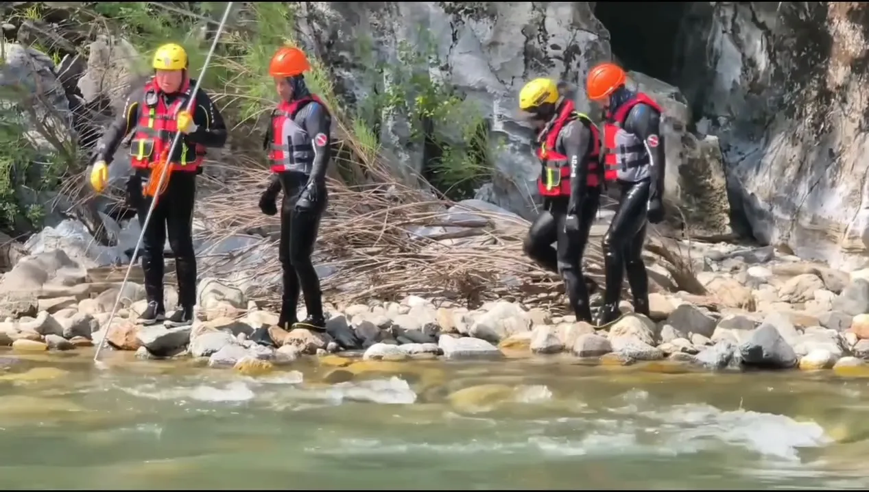 Bingöl'de çaya giren genç 6 gündür bulunamadı