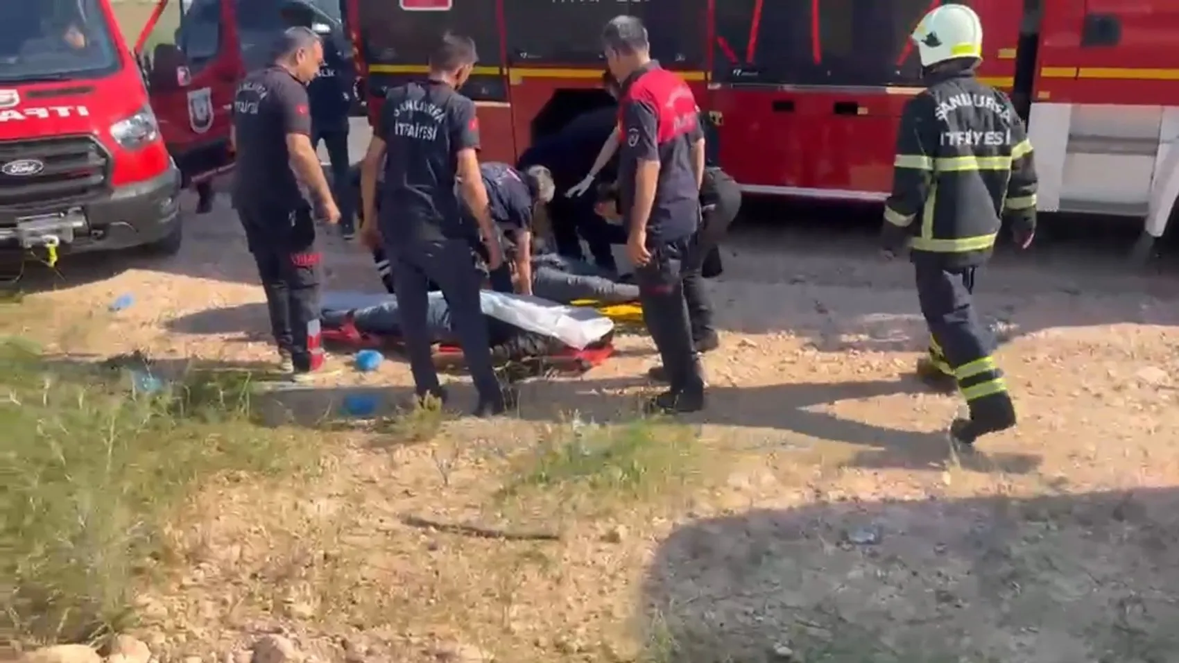 Şanlıurfa yolunda feci kaza 2 kişi hayatını kaybetti