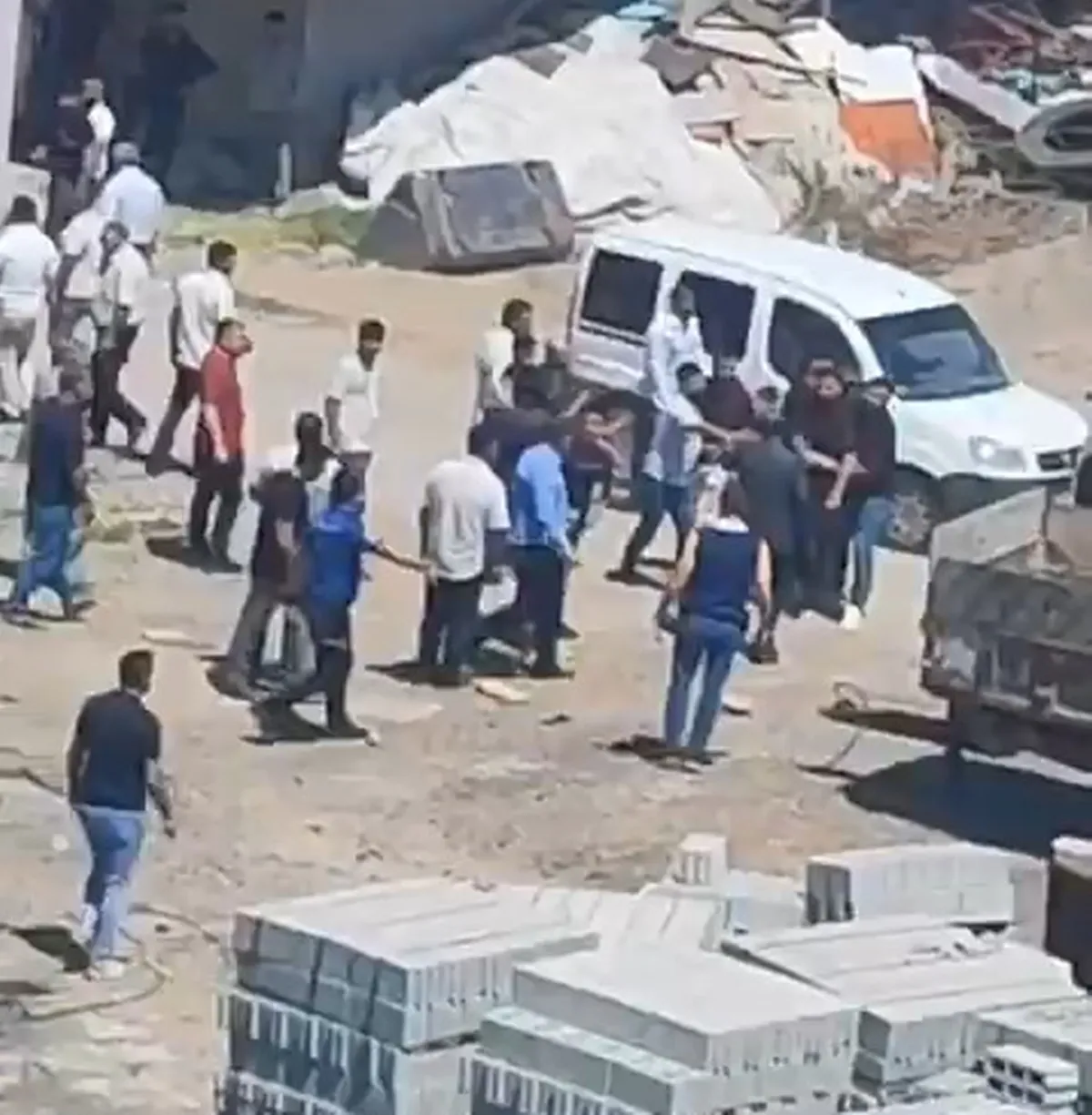 Narin davası tutuklusunun yakınları kavgaya karıştı