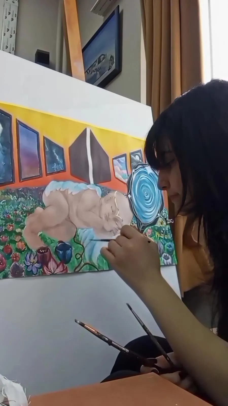 Diyarbakırlı ressam İrem hayallerine ulaşmak için destek bekliyor