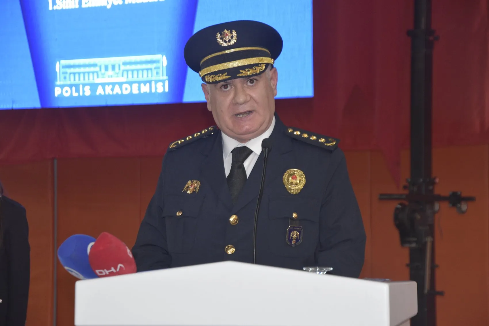 Bitlis POMEM mezunları görevlerine uğurlandı