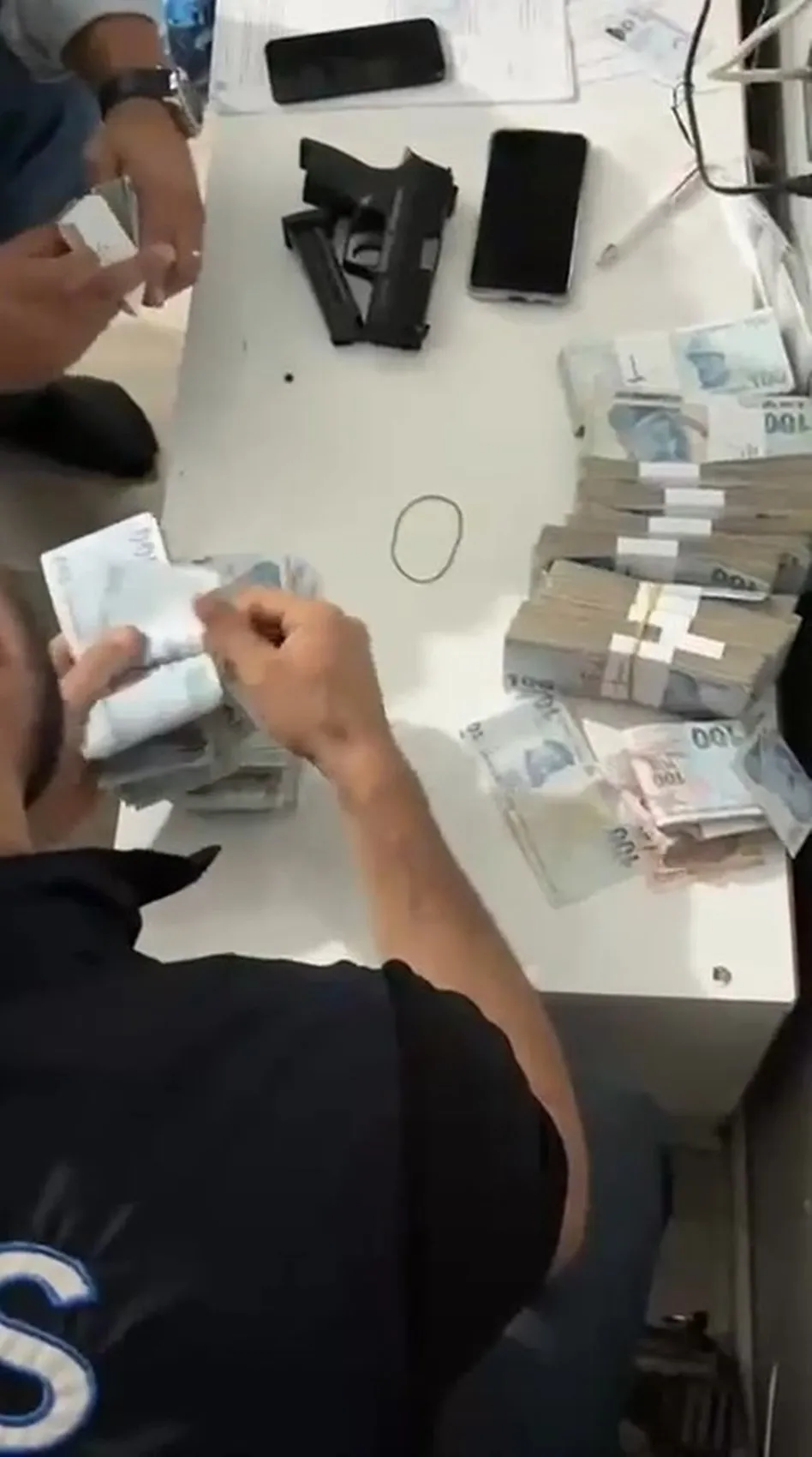 Banka görevlisiyiz diyerek dolandıran çete çökertildi