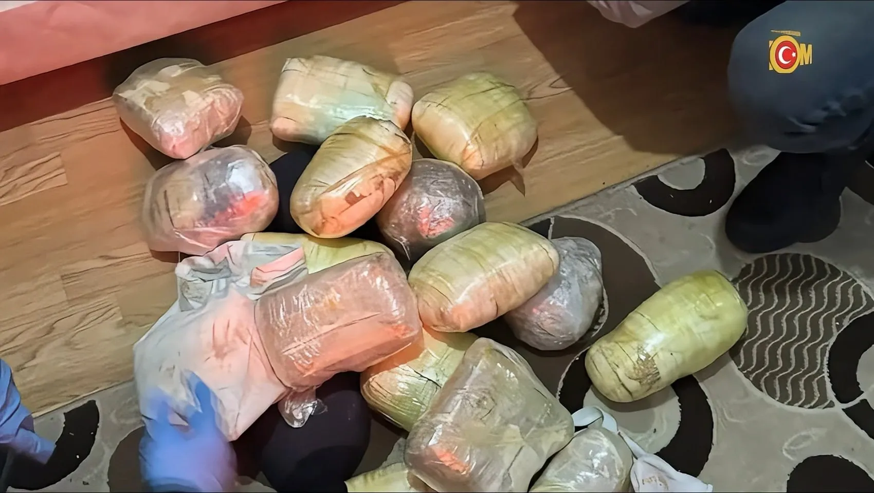 Diyarbakır merkezli suç örgütüne dev operasyon