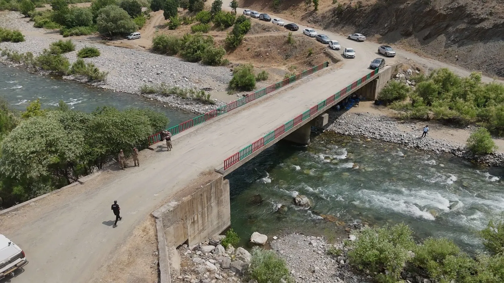 Bingöl’de çaya düşen Vedat 11 gündür bulunamadı