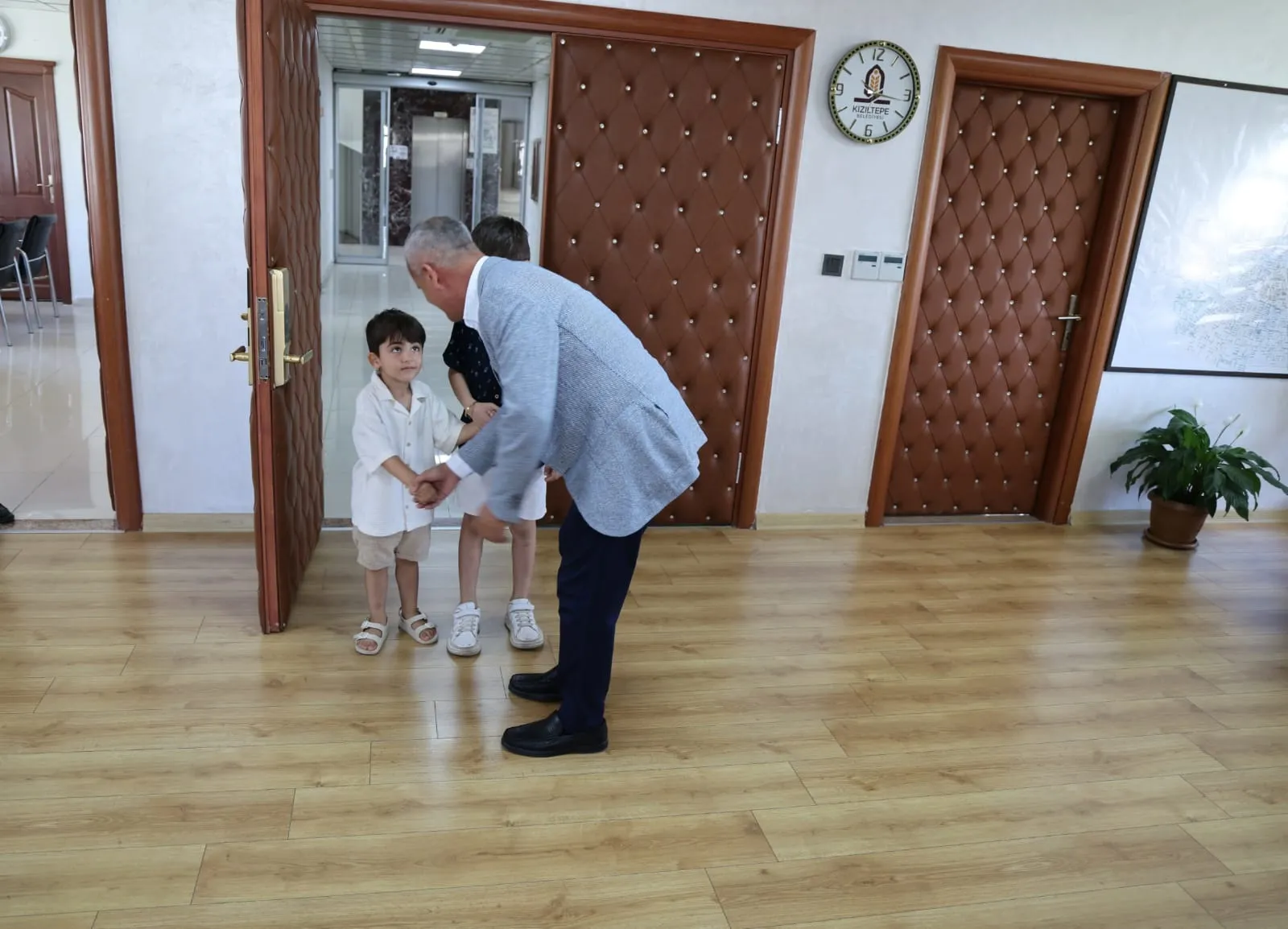 Mardinli minik Aras çevre duyarlılığıyla herkesin kalbini kazandı
