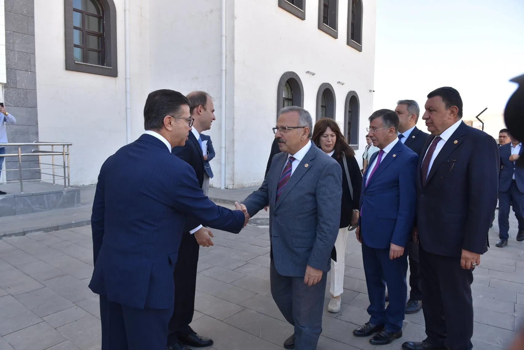 Okullardaki şiddet olaylarını araştıran komisyon Şanlıurfa’ya çıkarma yaptı